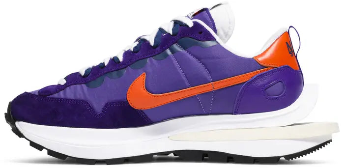 SACAI X NIKE VAPORWAFFLE IN DARK IRIS