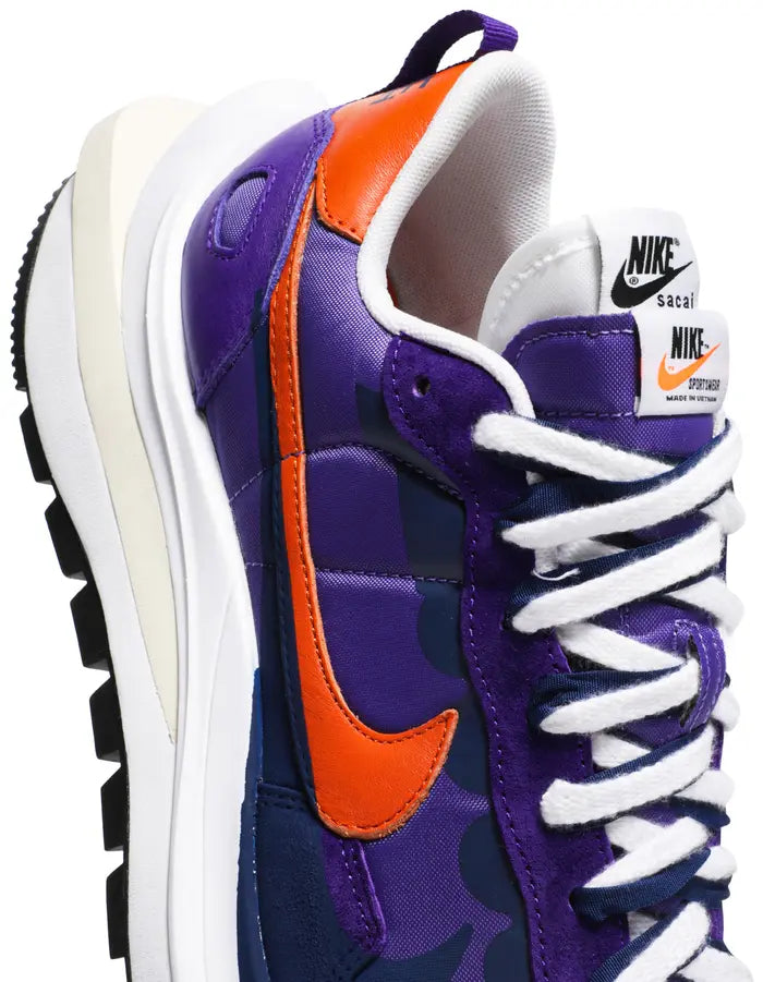 SACAI X NIKE VAPORWAFFLE IN DARK IRIS