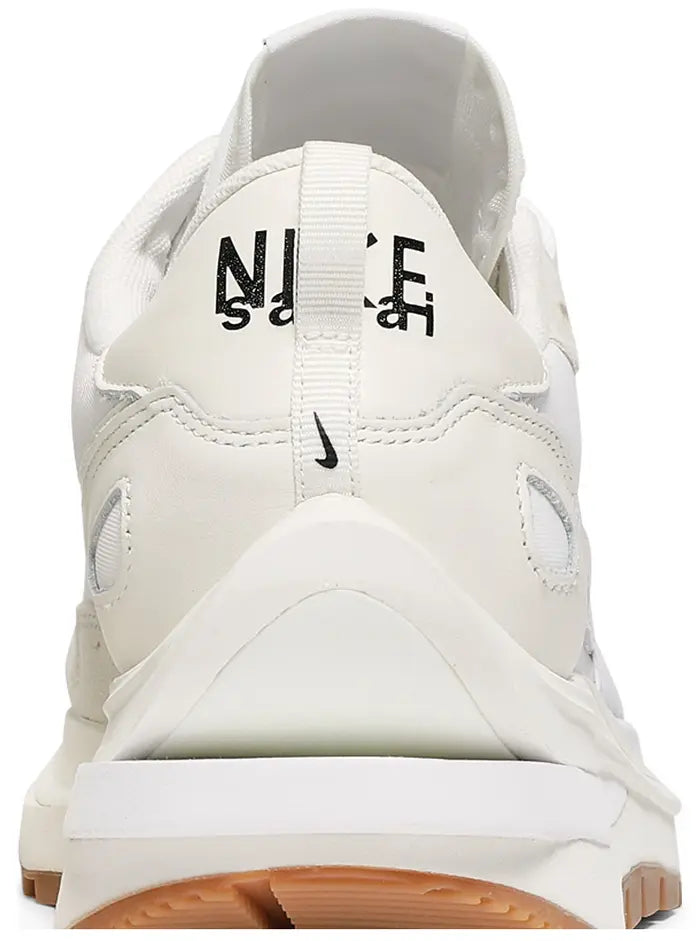 SACAI X NIKE VAPORWAFFLE IN SAIL GUM