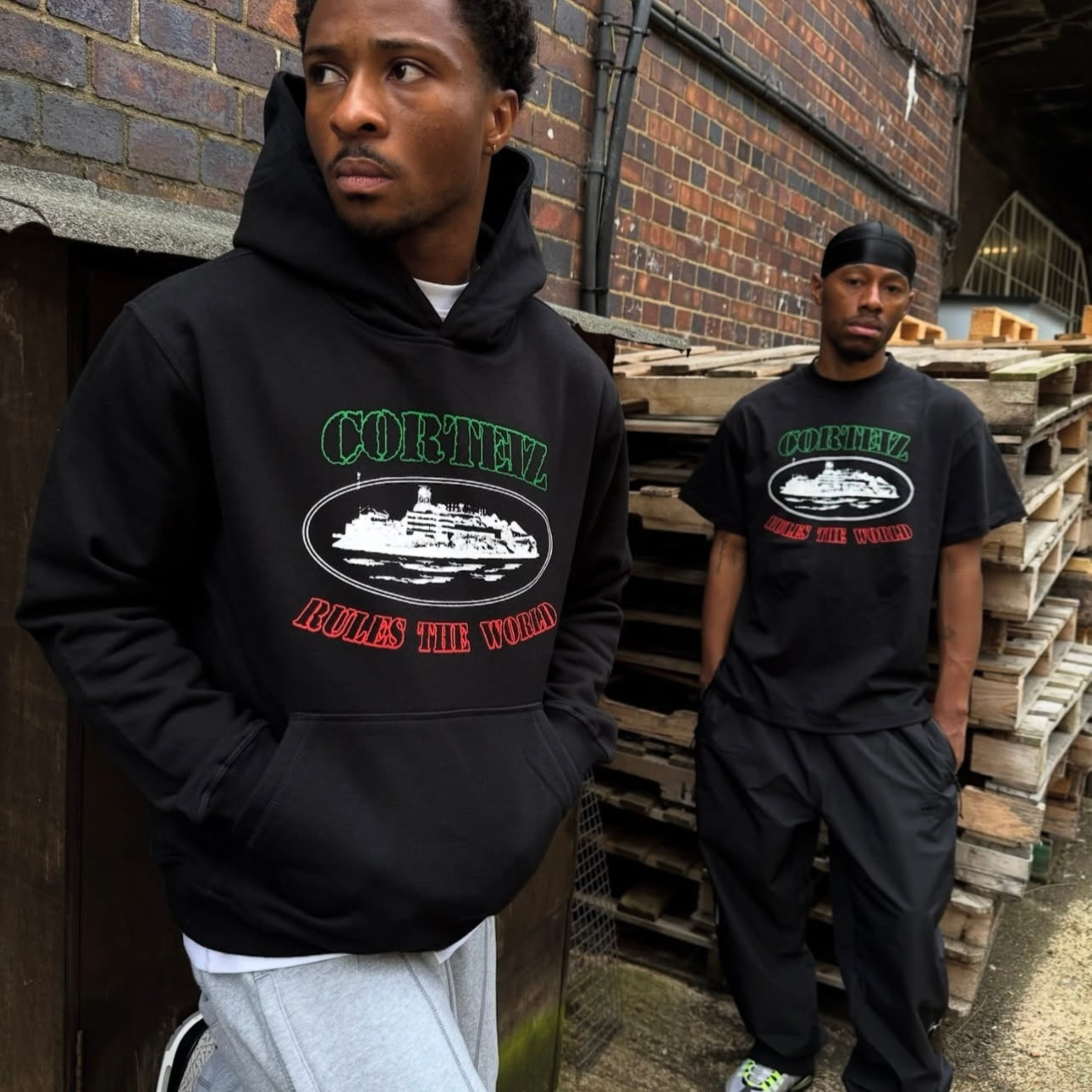 CORTEIZ OG ALCATRAZ ITALIA HOODIE “BLACK”