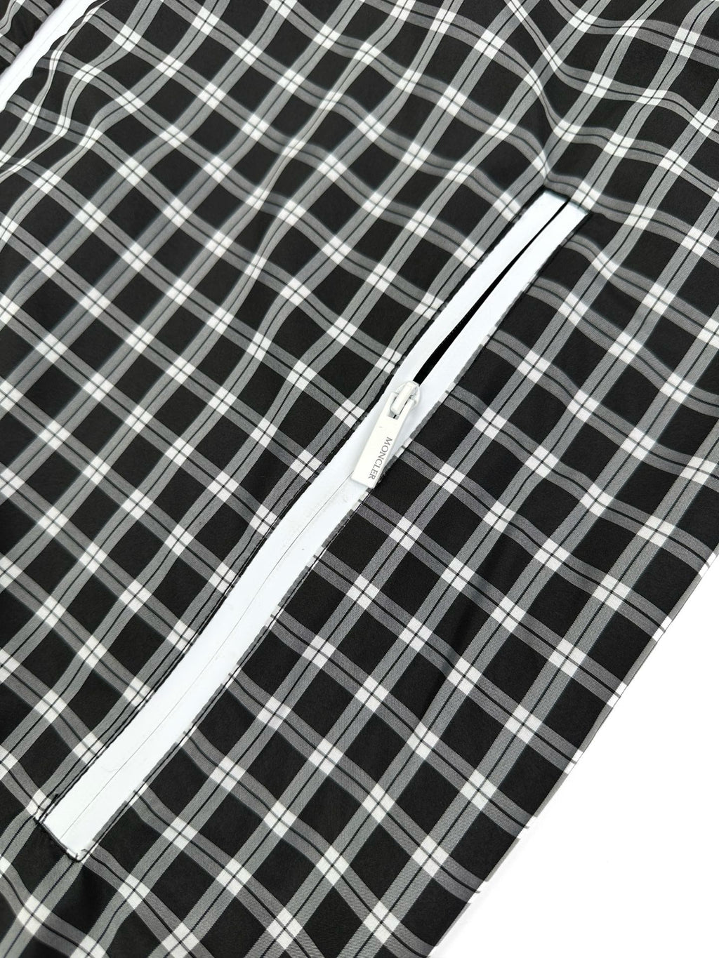 MONCLER VANDELLI REVERSIBLE HOODED JACKET