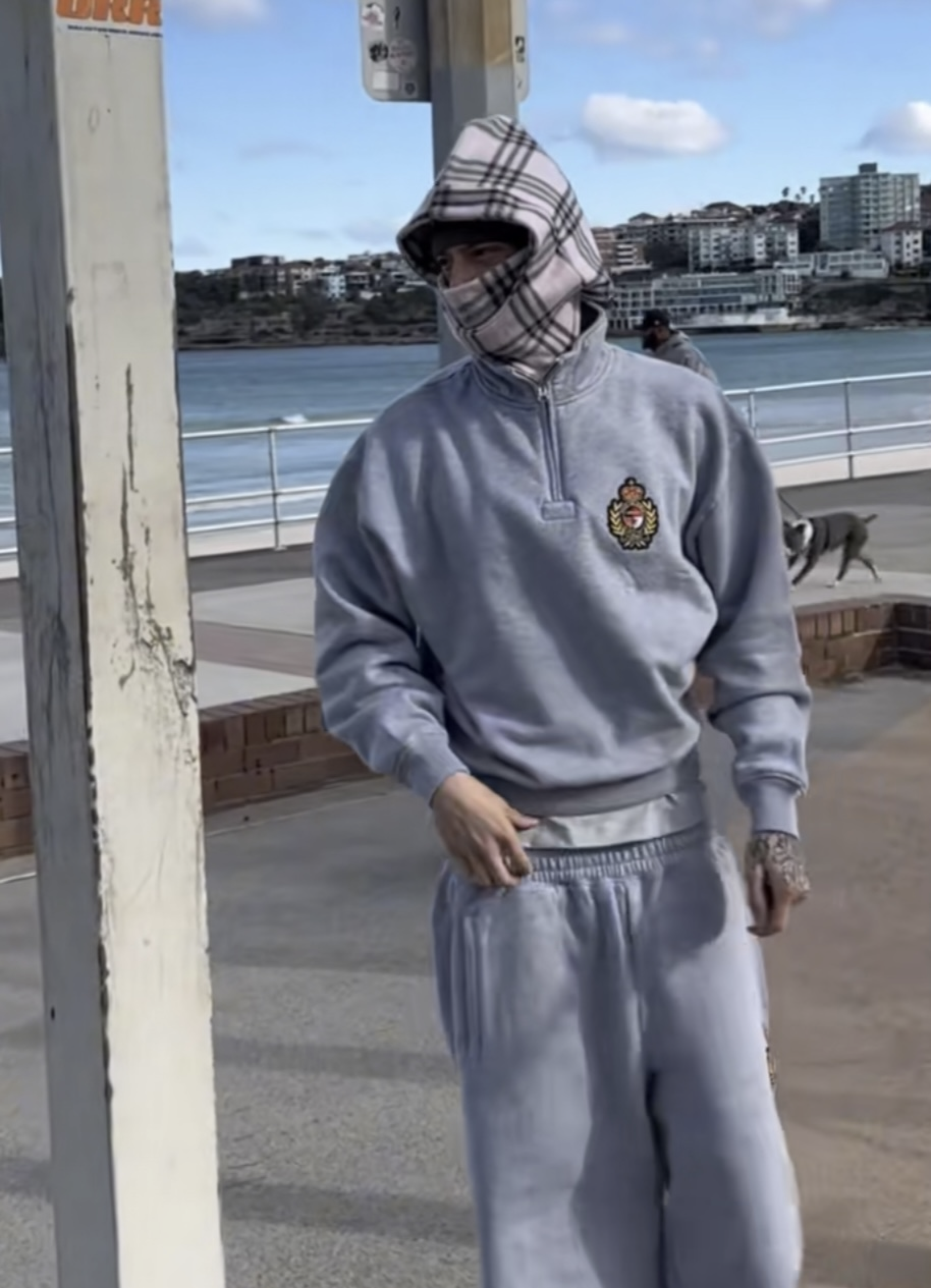 CORTEIZ ROYALE CREST OPEN HEM SWEATPANT “HEATHER GREY”