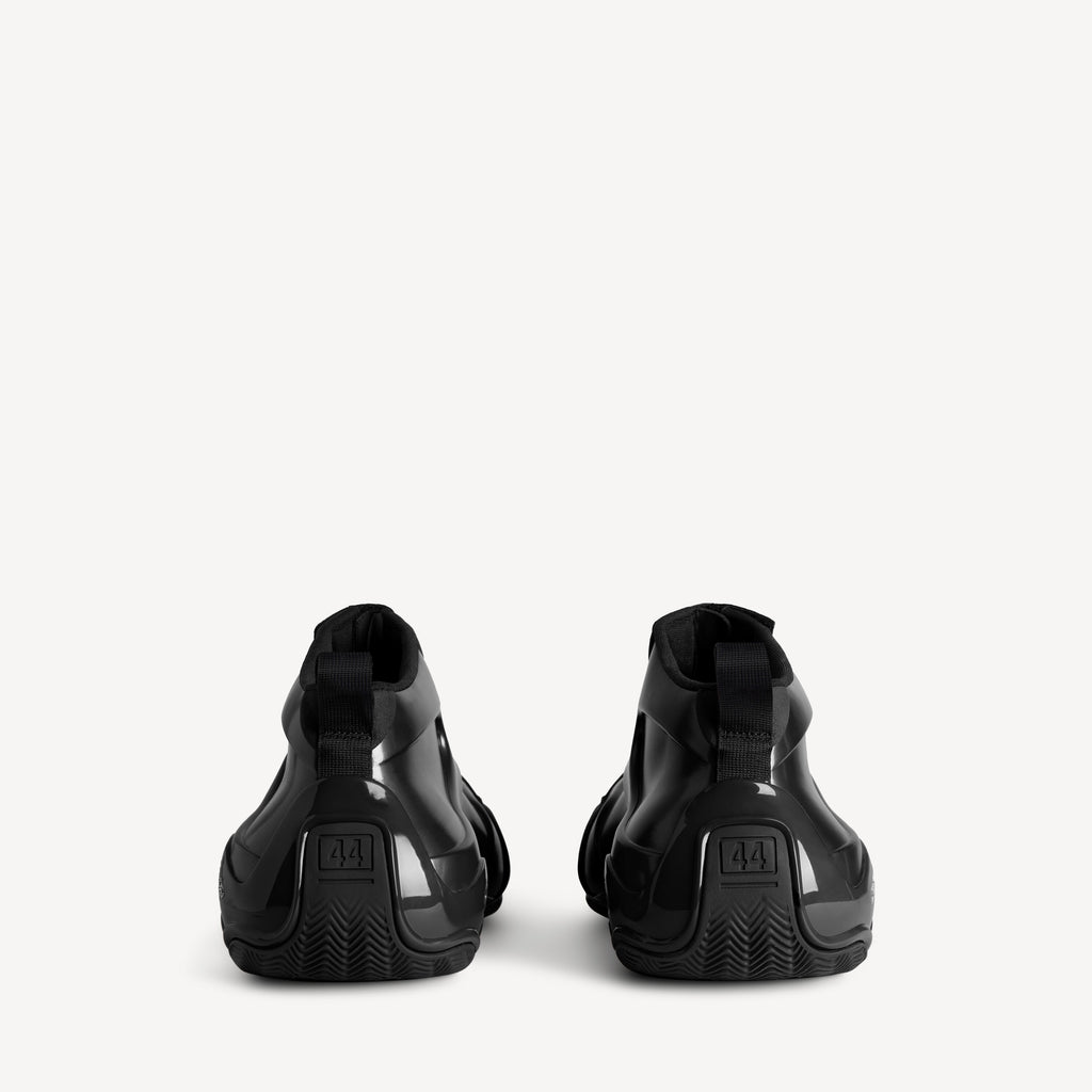 BALENCIAGA BASKETBALL SNEAKER IN BLACK AND SHINY POLYESTER & POLYURETHANE