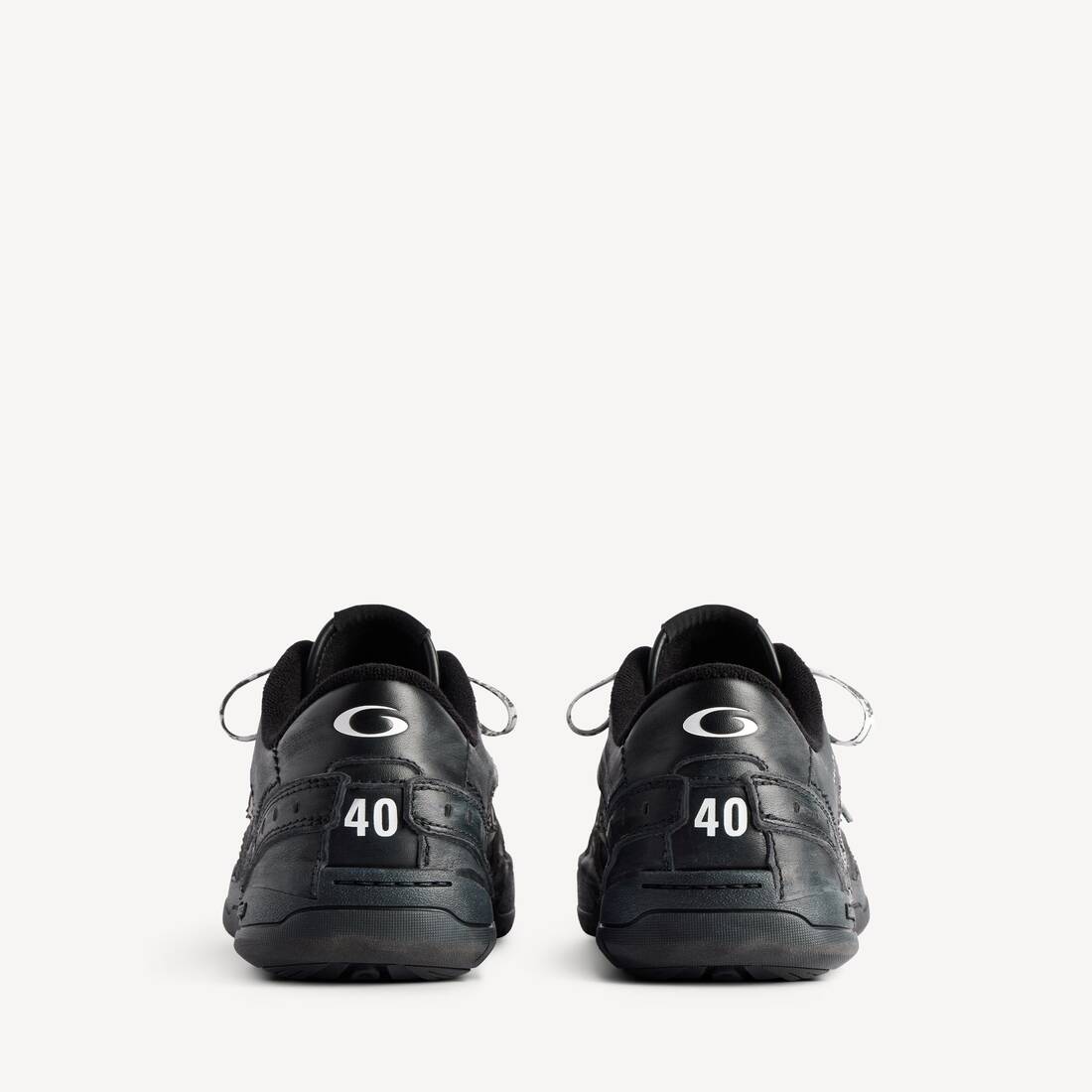 BALENCIAGA HAMPTONS WORN-OUT SNEAKER IN BLACK