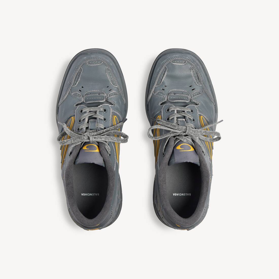 BALENCIAGA HAMPTONS WORN-OUT SNEAKER IN GREY/YELLOW