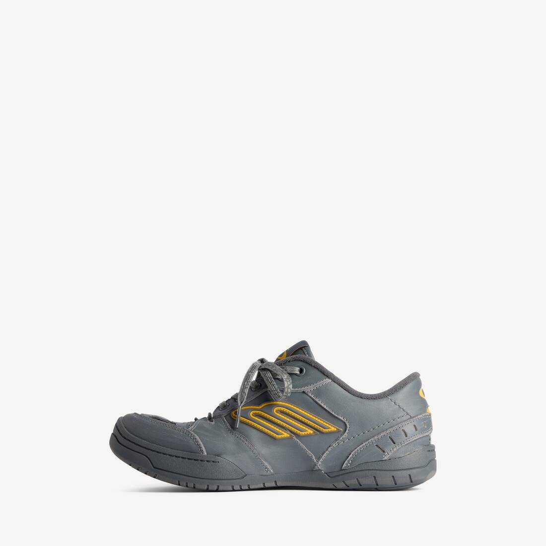 BALENCIAGA HAMPTONS WORN-OUT SNEAKER IN GREY/YELLOW