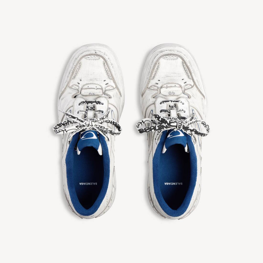 BALENCIAGA HAMPTONS WORN-OUT SNEAKER IN WHITE/DARK BLUE/GREY