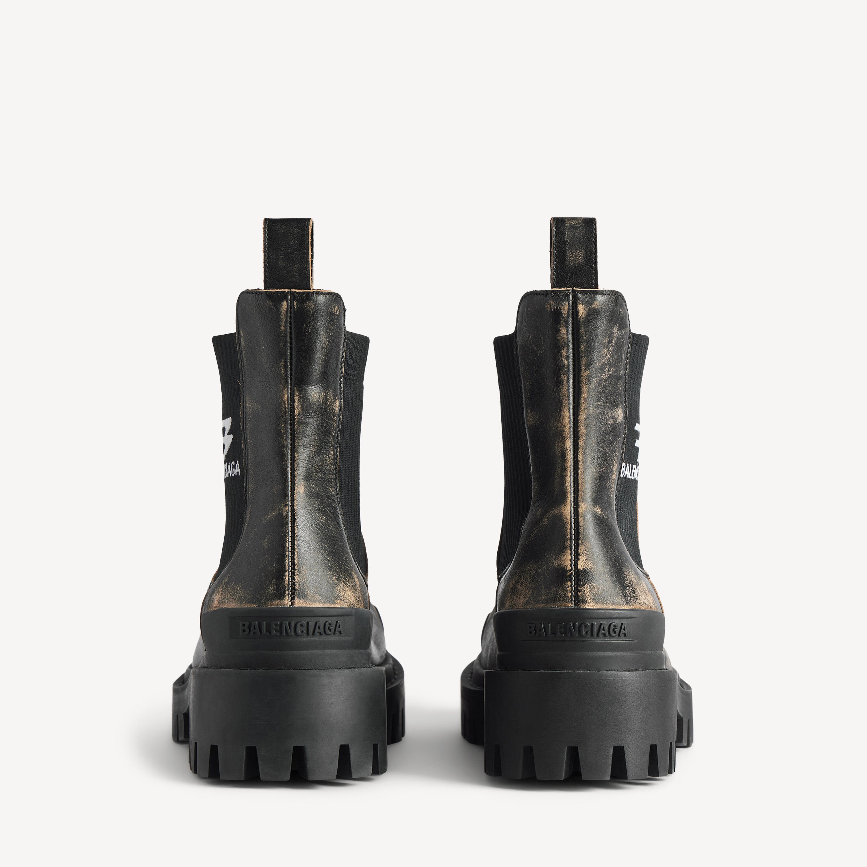 BALENCIAGA STRIKE CHELSEA BOOT IN BLACK/BEIGE