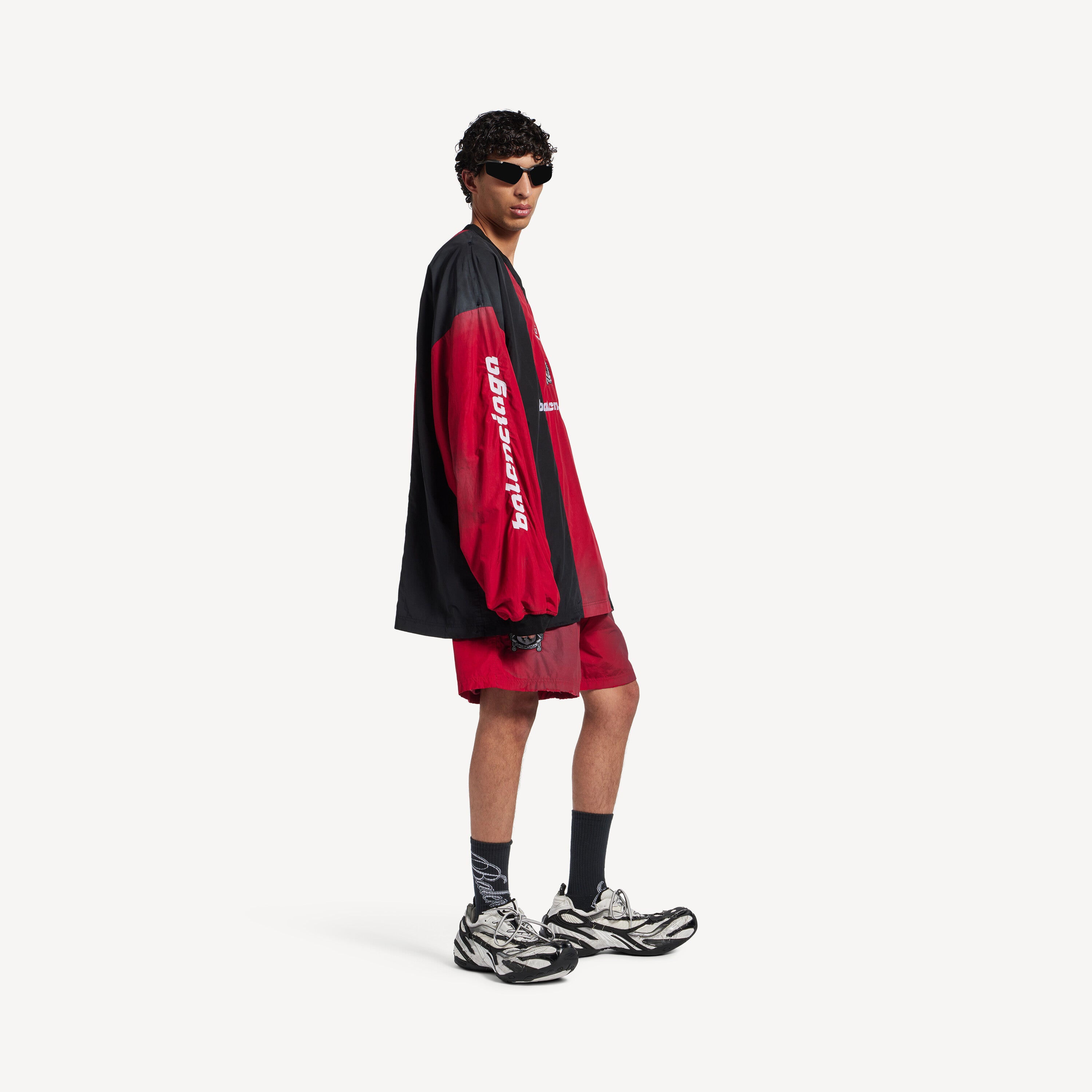 BALENCIAGA OUTERWEAR LONG SLEEVE TOP IN LIPSTICK RED/BLACK