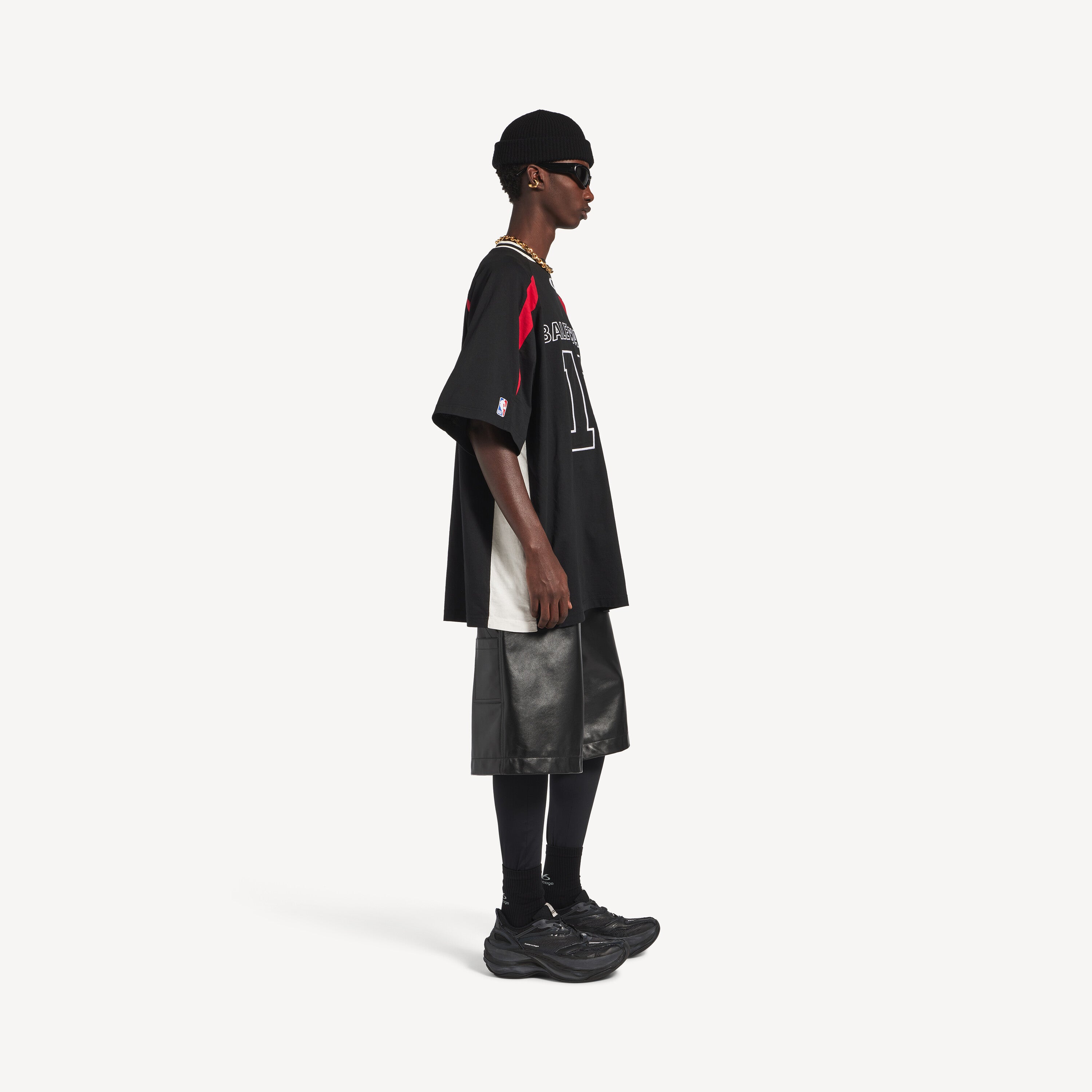 BALENCIAGA NBA COLLABORATION OVERSIZED T-SHIRT “BLACK/MULTICOLOR”