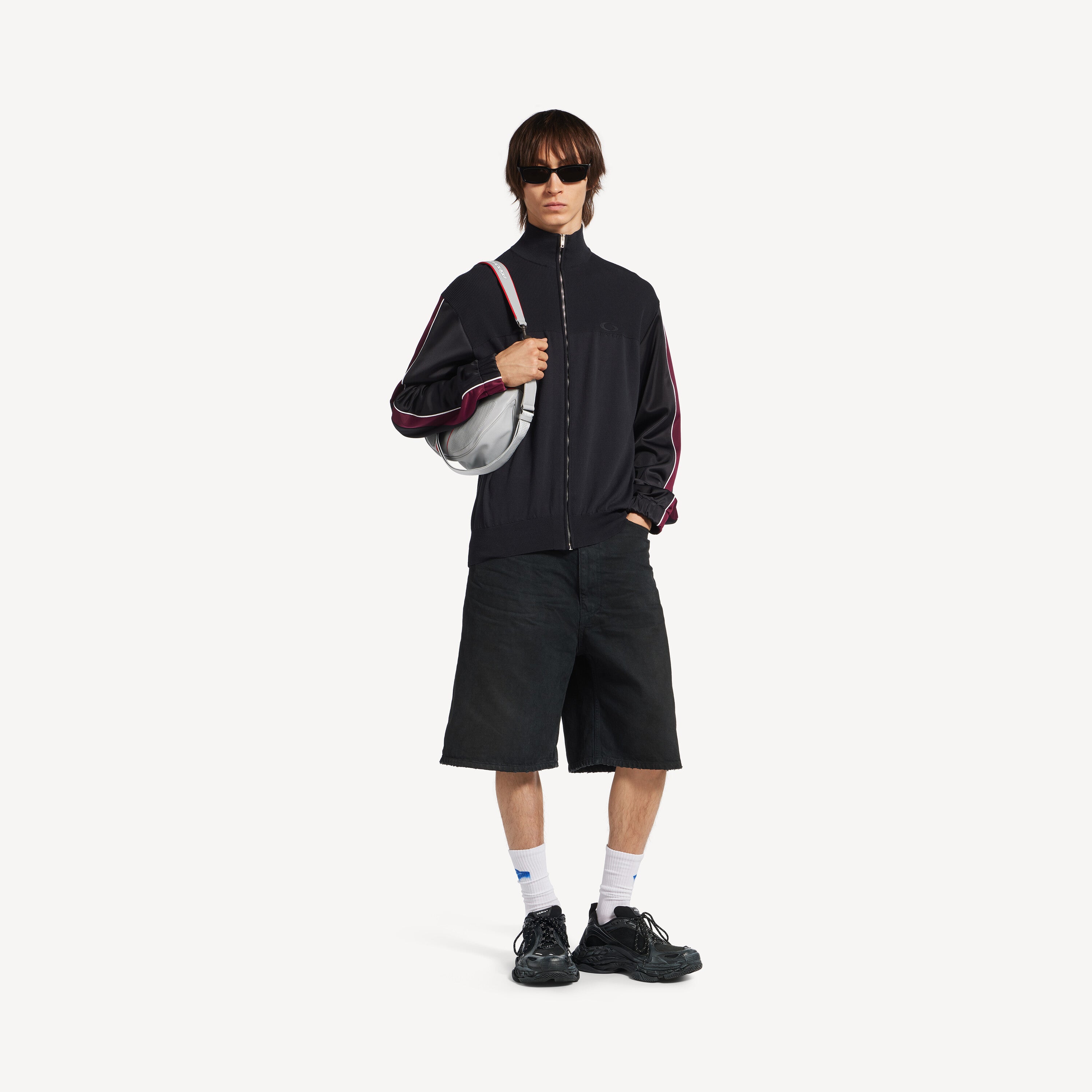 BALENCIAGA TRIPLE S.2 SNEAKER IN BLACK / DARK GREY