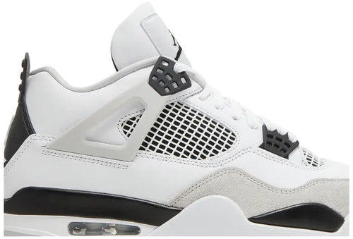 AIR JORDAN 4 RETRO “MILITARY BLACK”