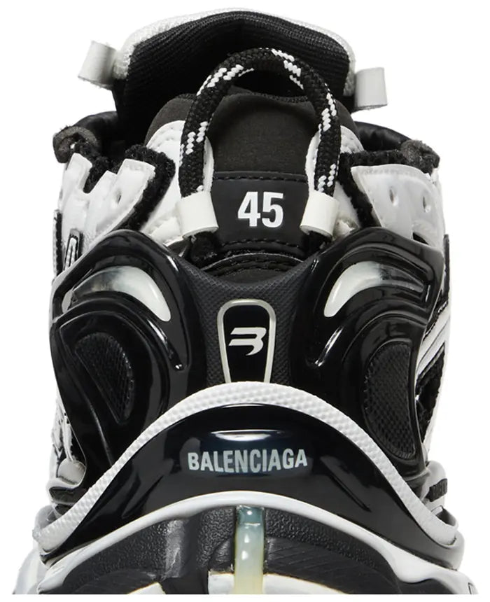 BALENCIAGA RUNNER SNEAKER “BLACK WHITE”