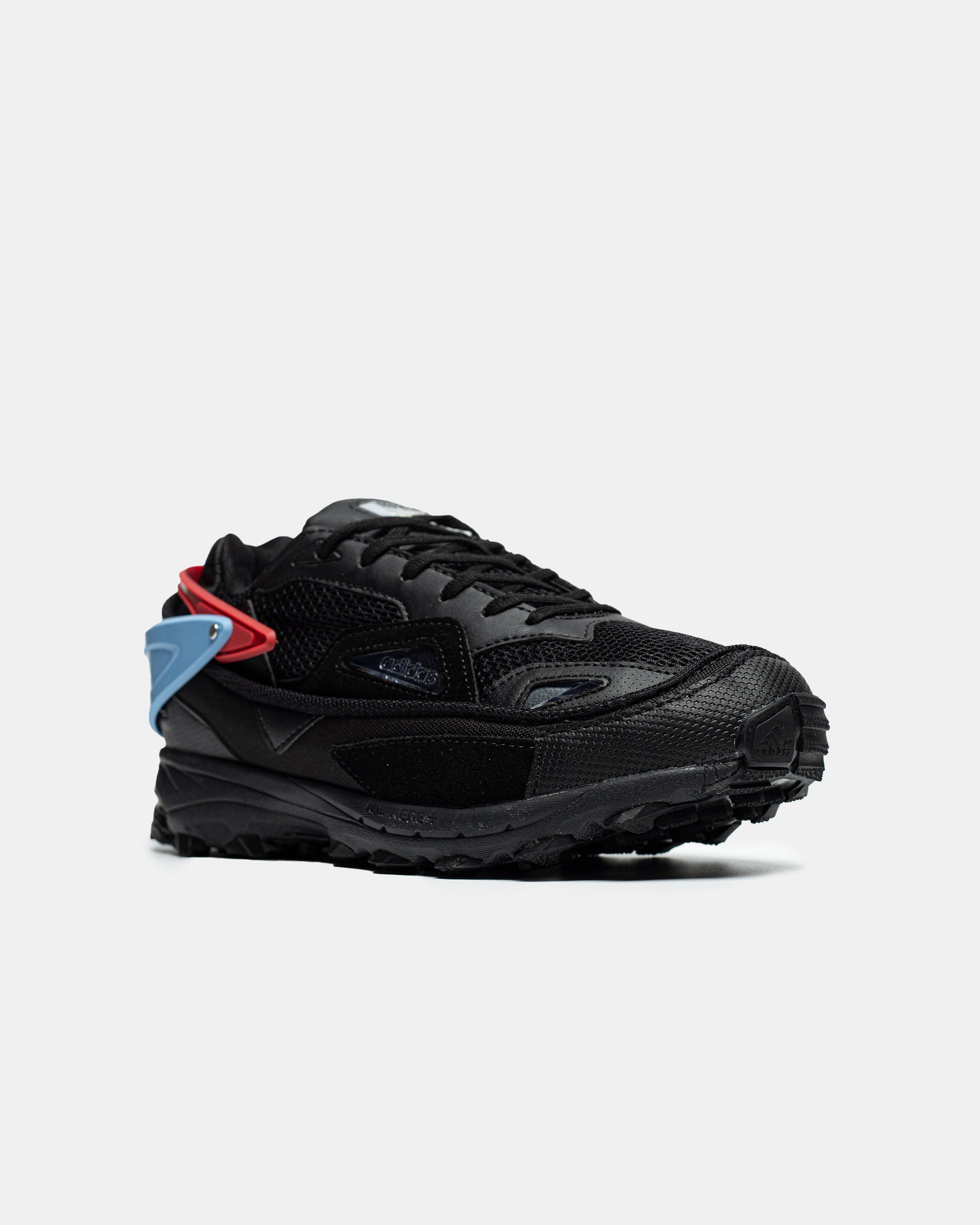 ADIDAS RAF SIMONS RESPONSE TRAIL