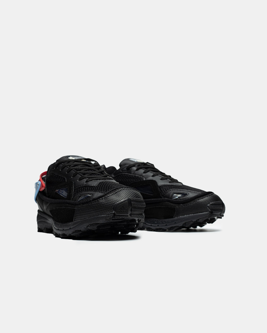 ADIDAS RAF SIMONS RESPONSE TRAIL