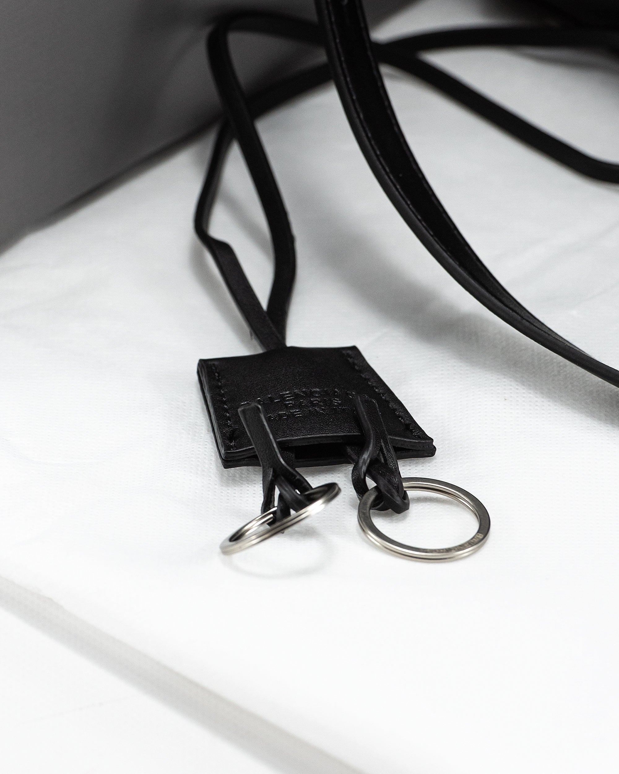 BALENCIAGA EVERYDAY BAG IN BLACK