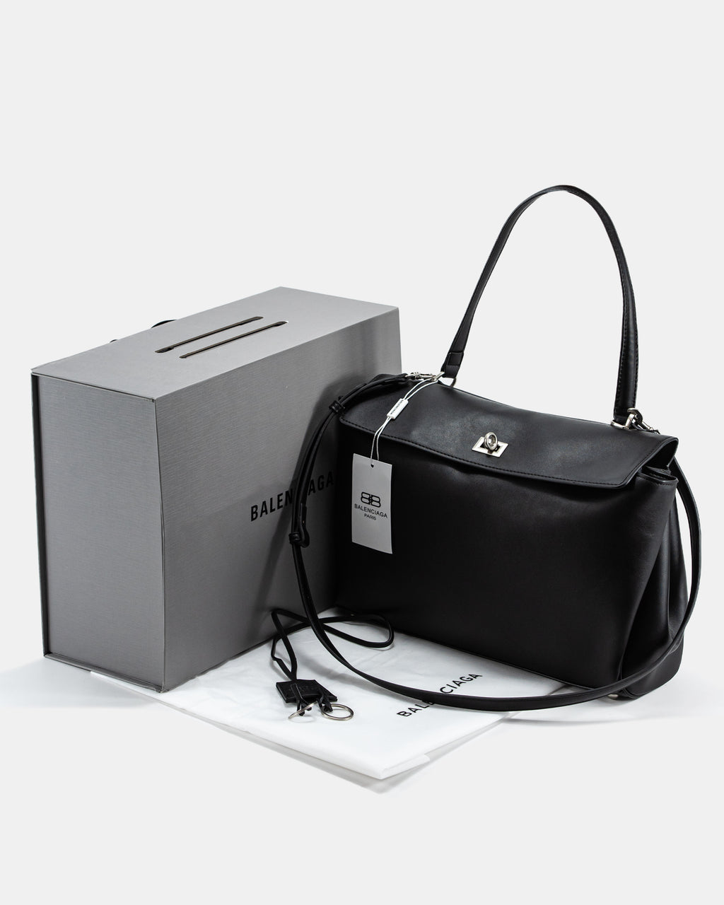 BALENCIAGA EVERYDAY BAG IN BLACK