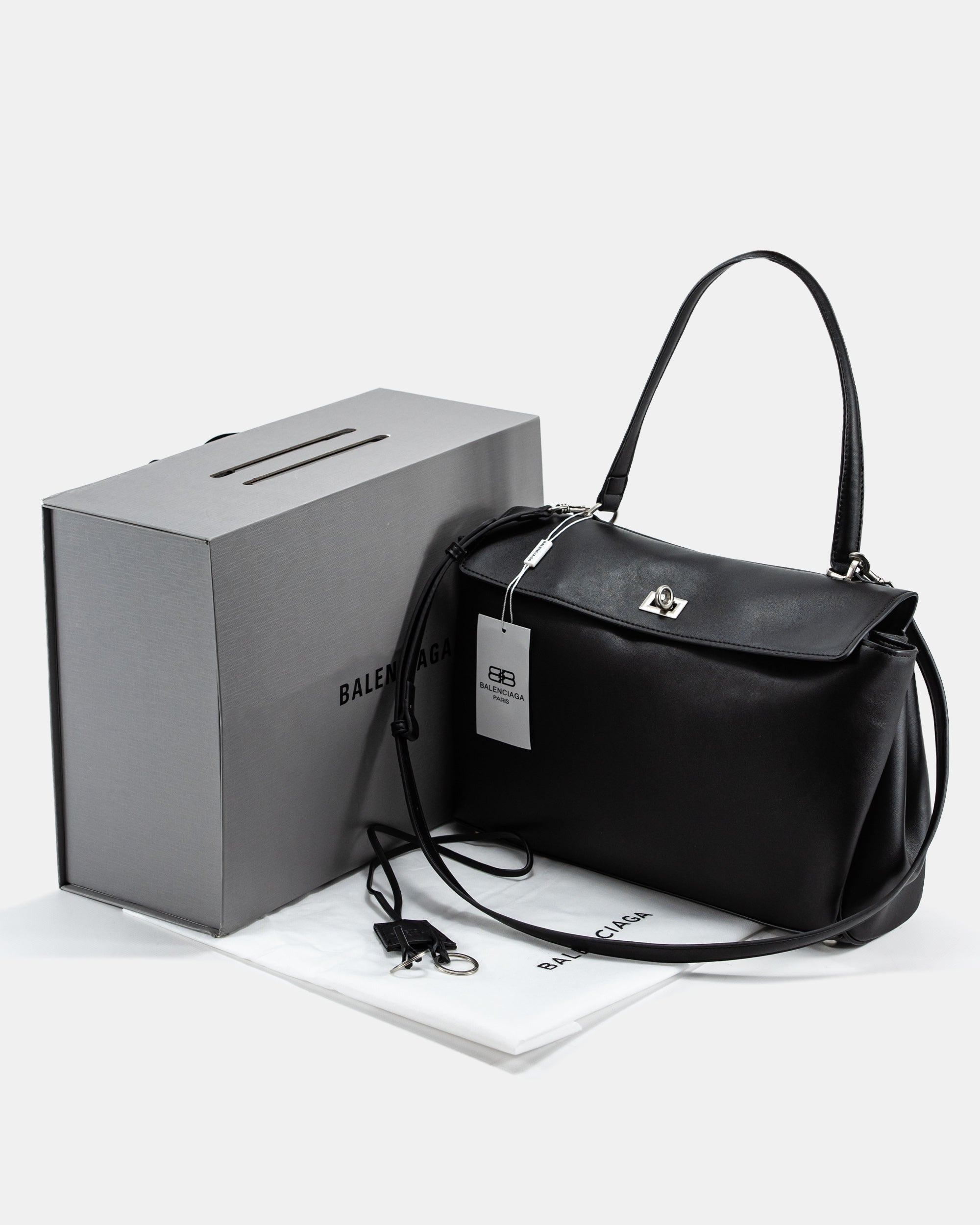 BALENCIAGA EVERYDAY BAG IN BLACK