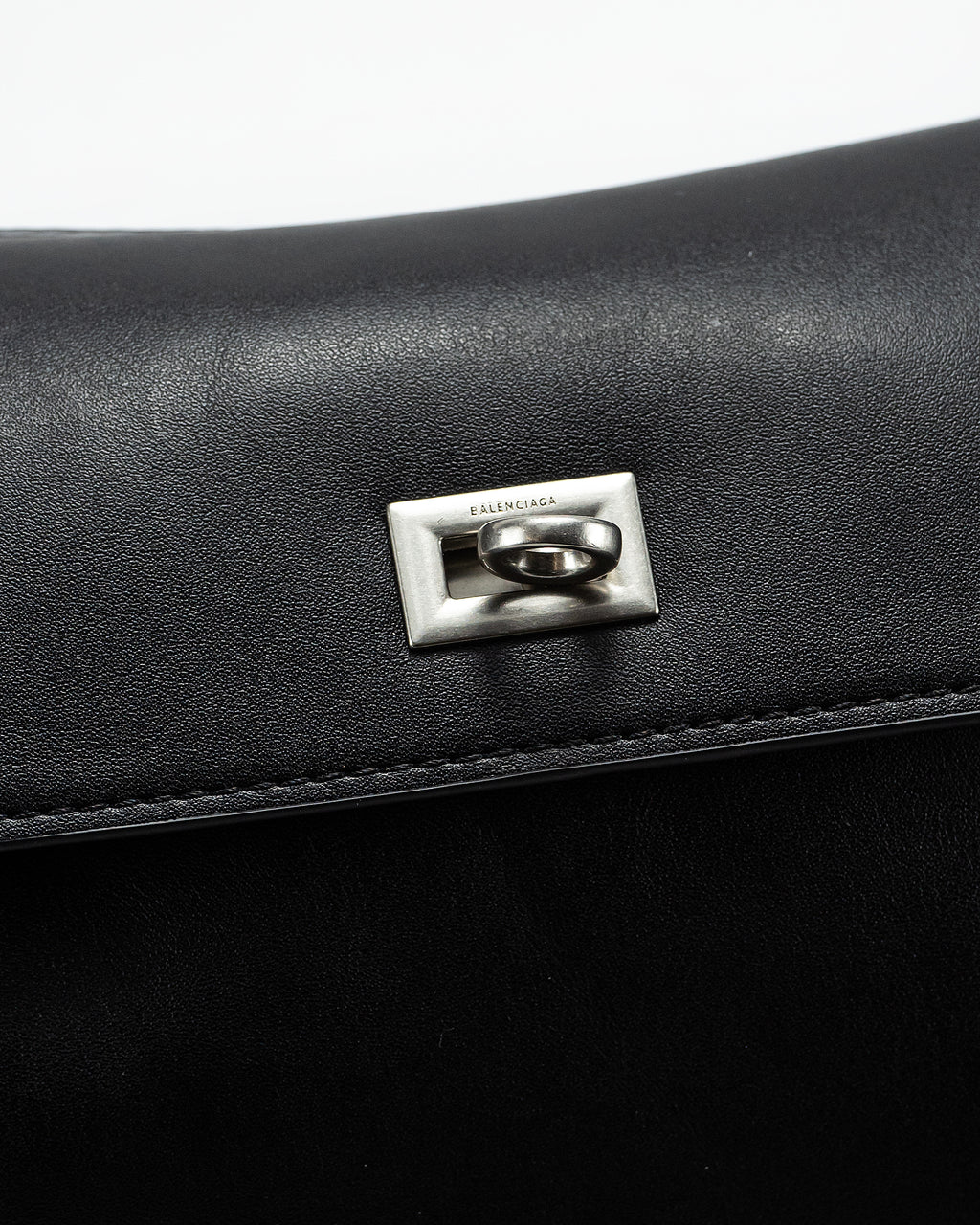 BALENCIAGA EVERYDAY BAG IN BLACK