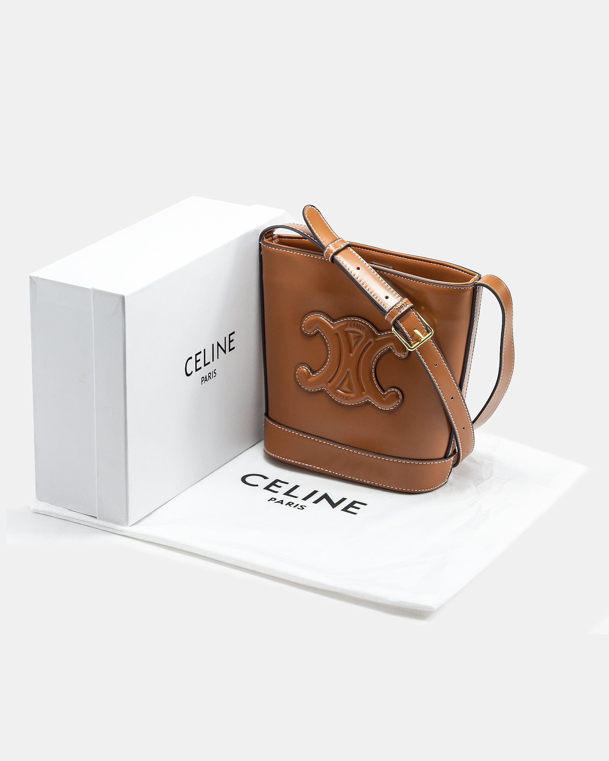 CELINE SMALL BUCKET CUIR TRIOMPHE BAG