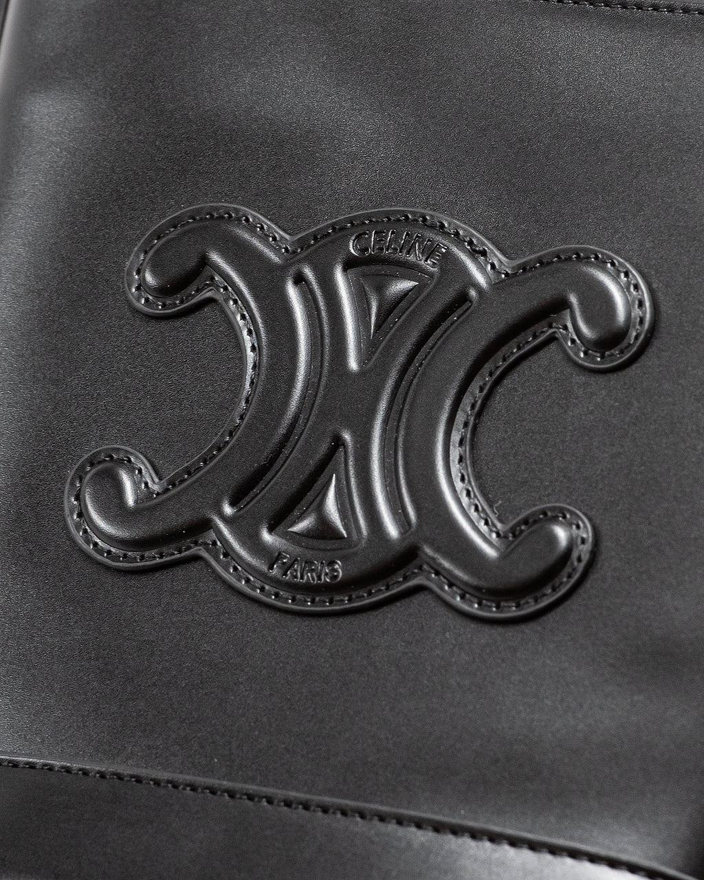 CELINE SMALL BUCKET CUIR TRIOMPHE BAG