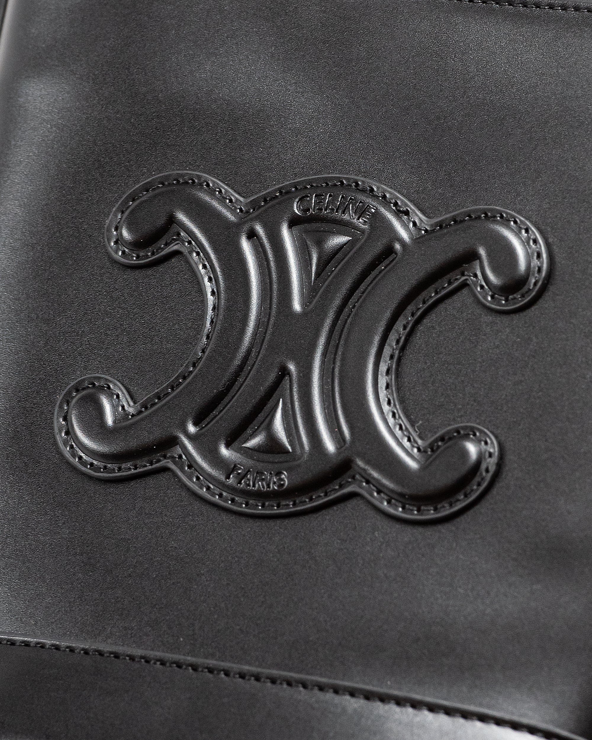 CELINE SMALL BUCKET CUIR TRIOMPHE BAG