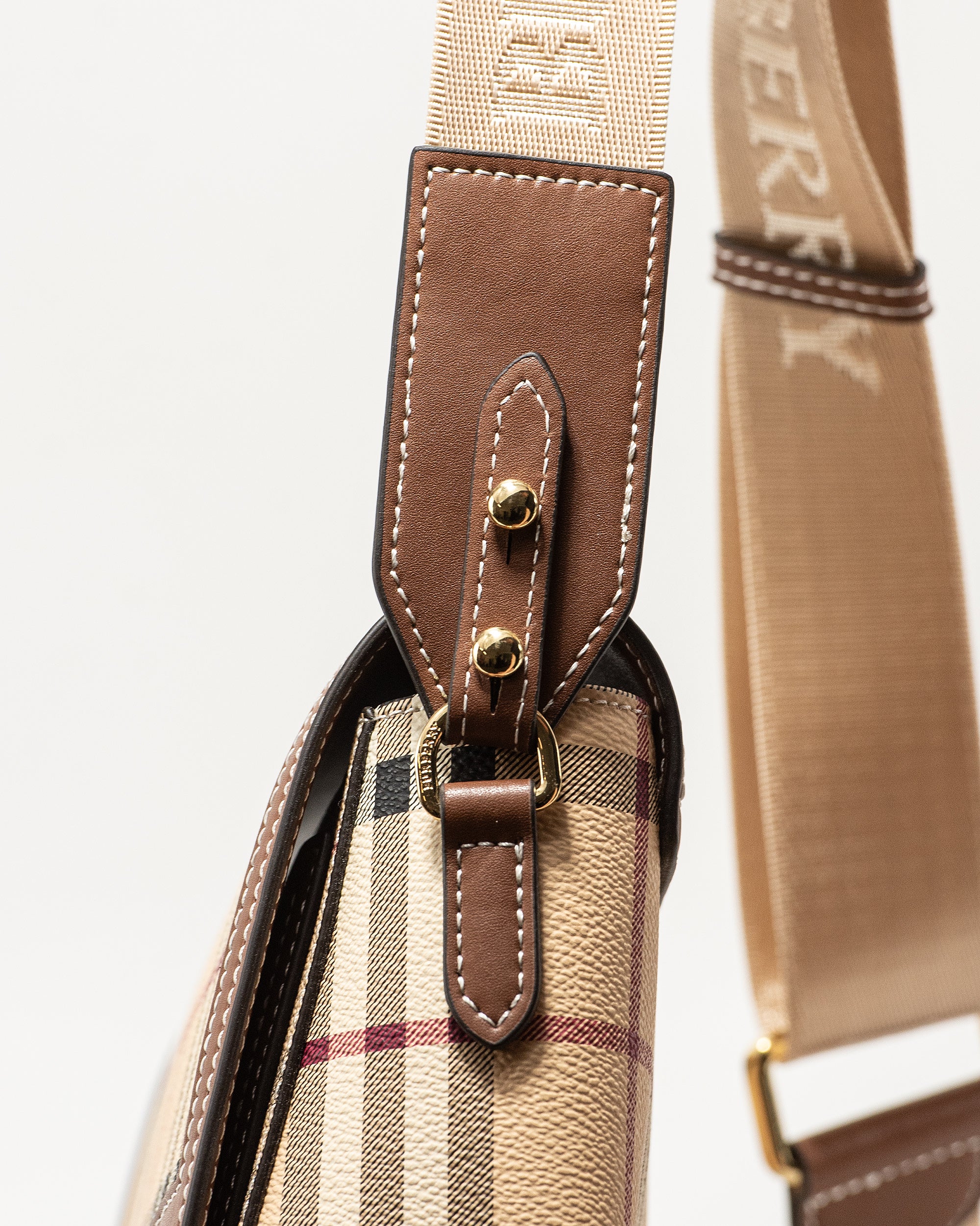 BURBERRY NOTE CROSSBODY BAG