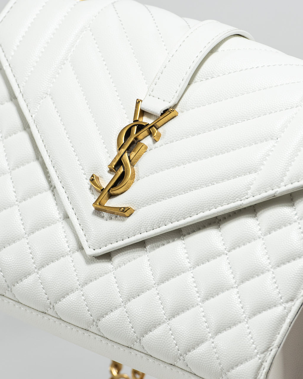 SAINT LAURENT ENVELOPE SHOULDER BAG