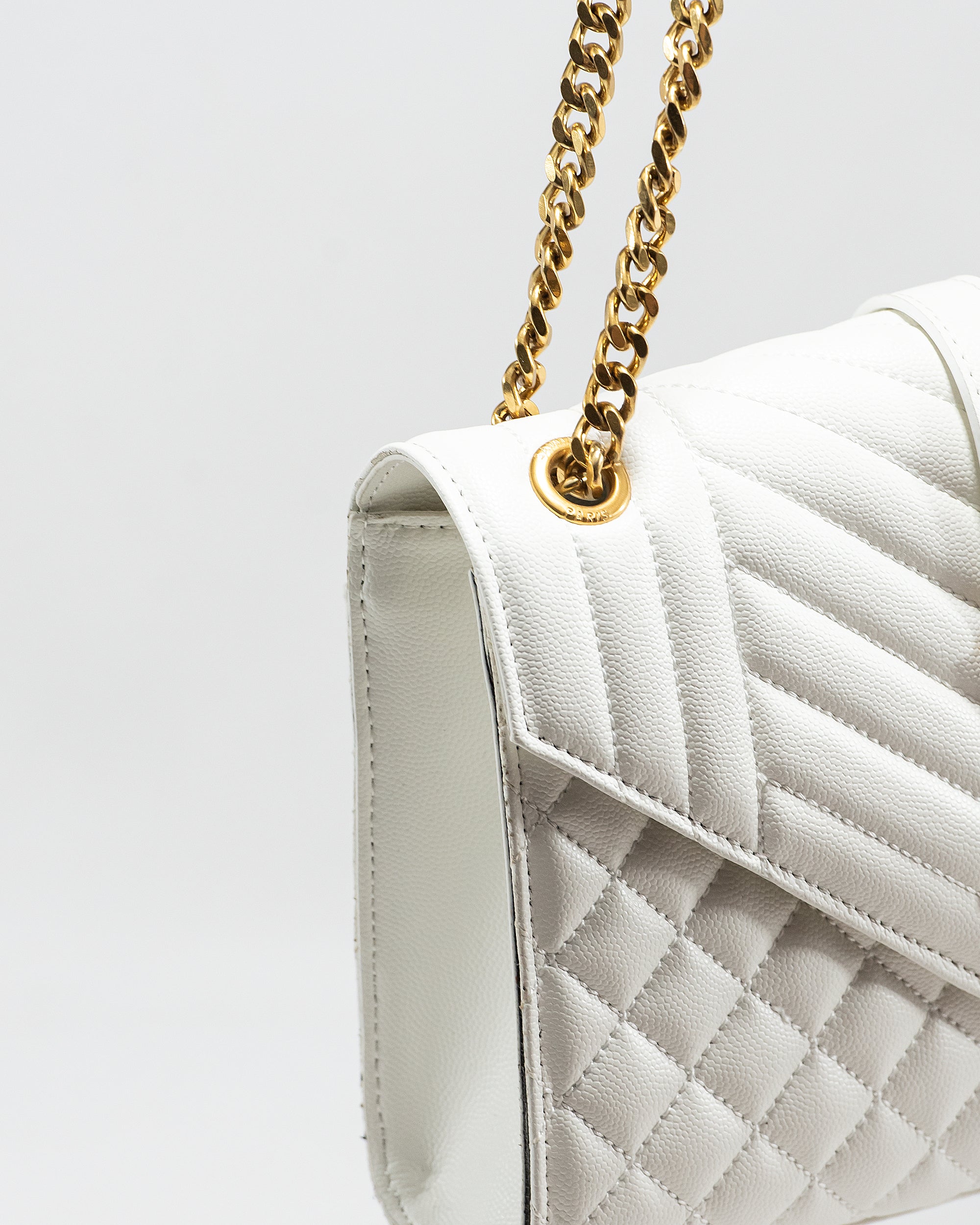 SAINT LAURENT ENVELOPE SHOULDER BAG