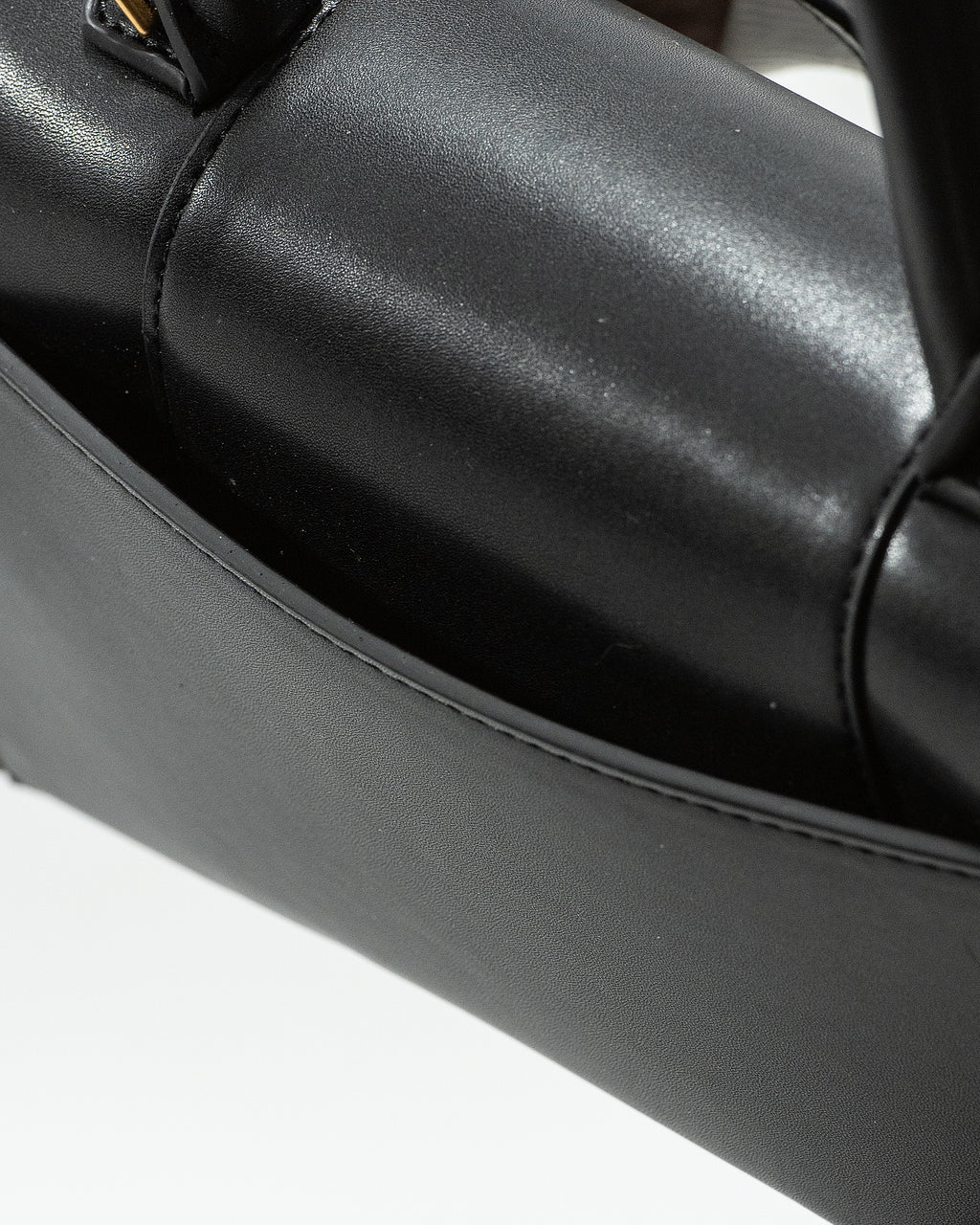 BALENCIAGA HOURGLASS BAG IN BLACK
