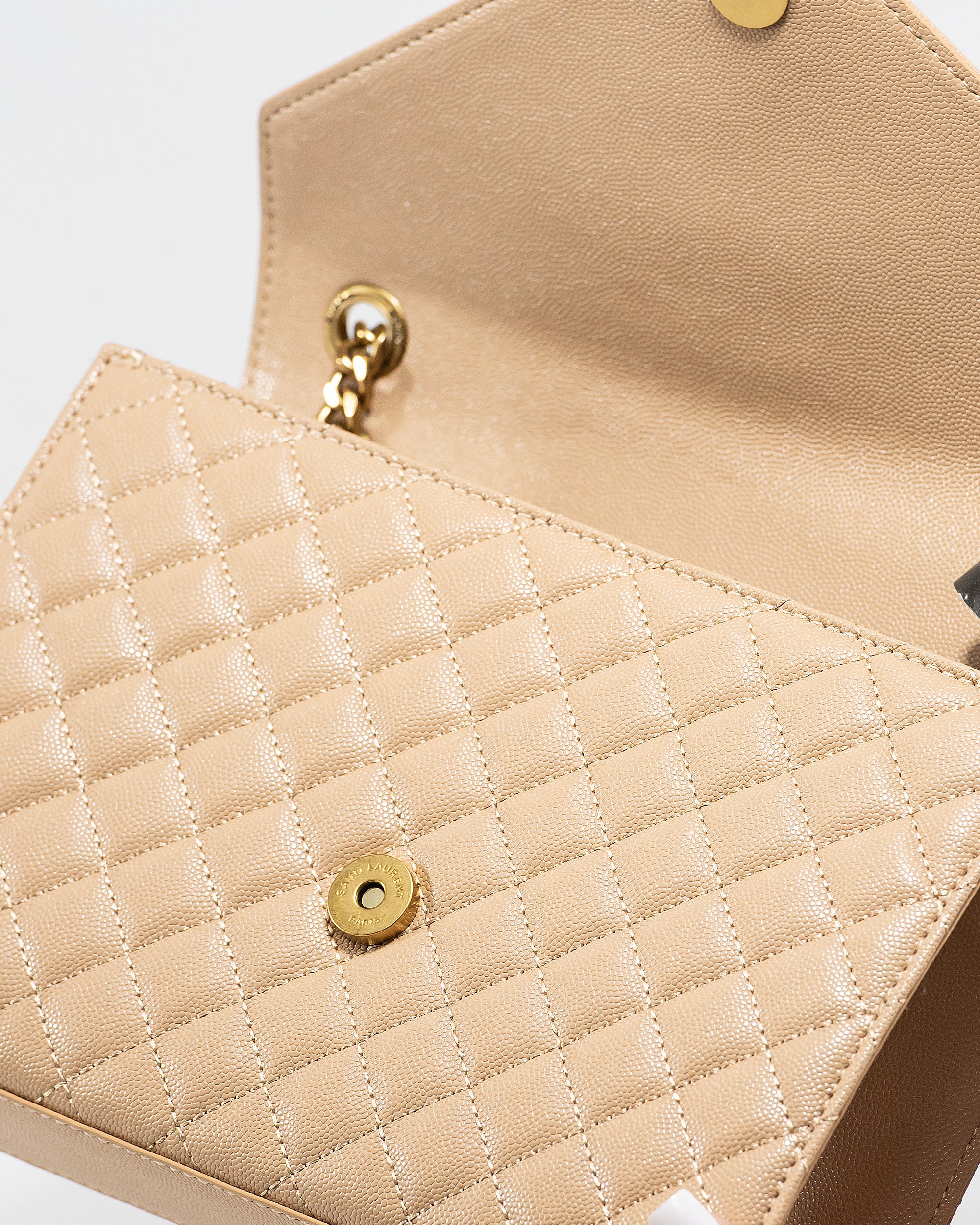 SAINT LAURENT ENVELOPE SHOULDER BAG