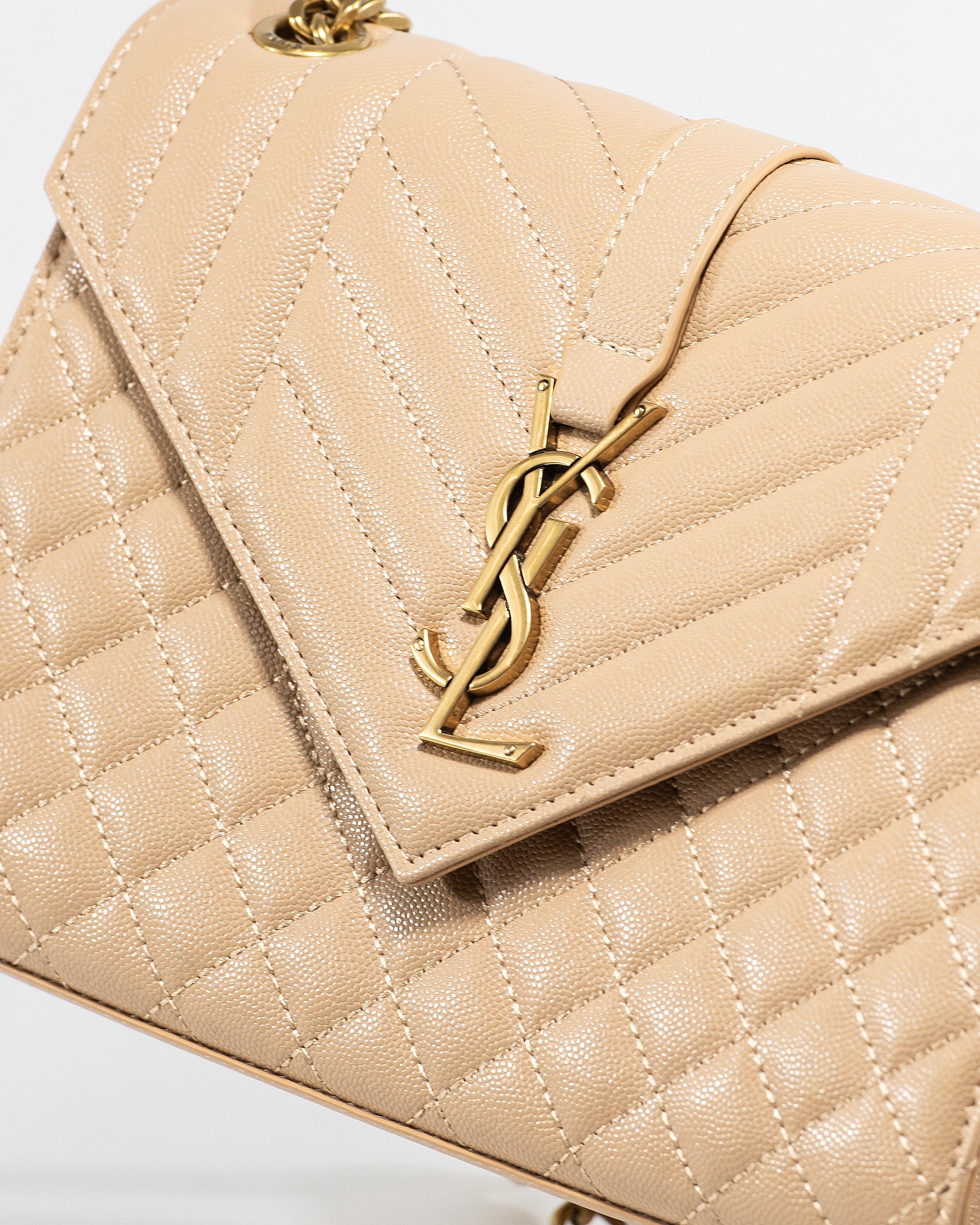 SAINT LAURENT ENVELOPE SHOULDER BAG