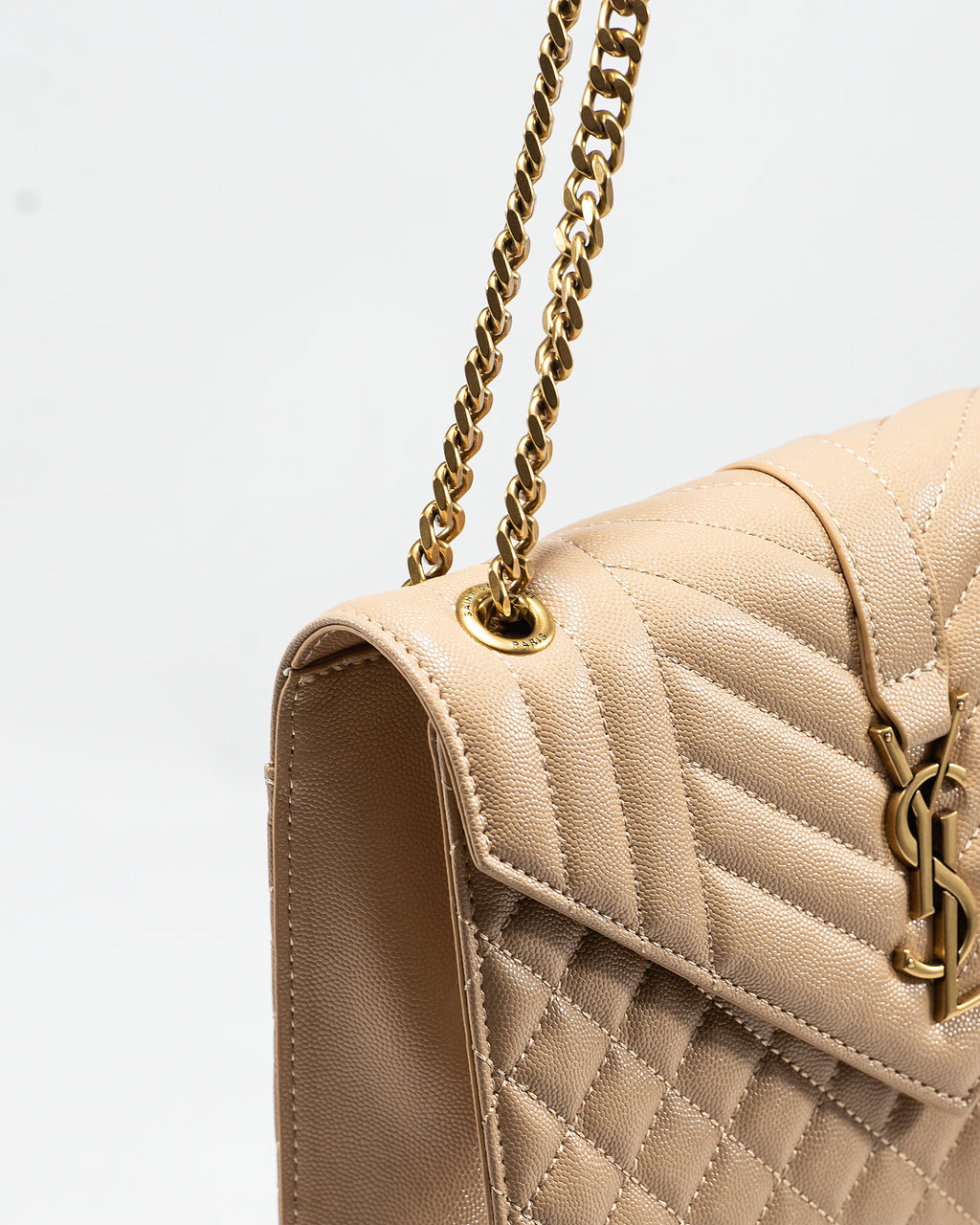 SAINT LAURENT ENVELOPE SHOULDER BAG