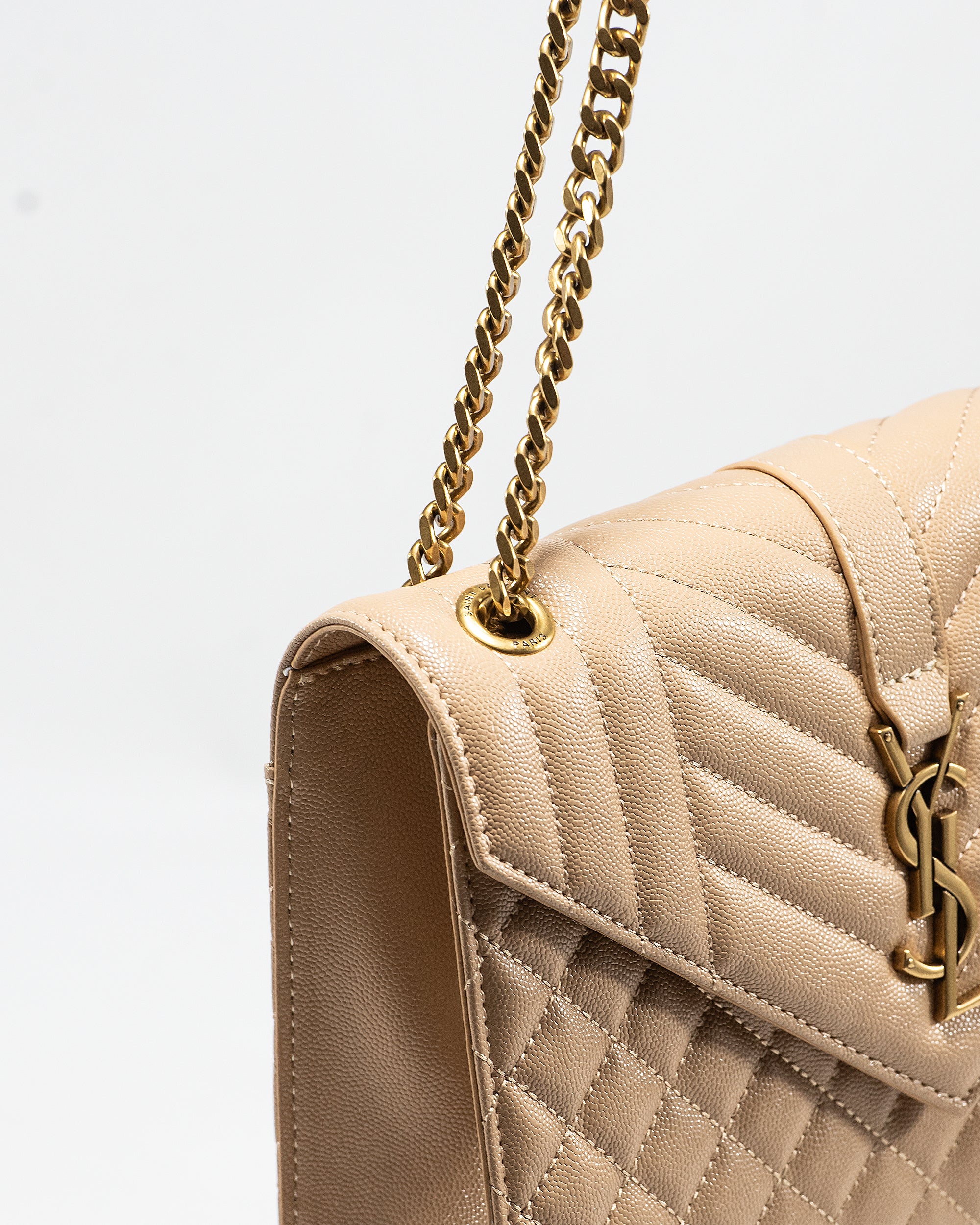SAINT LAURENT ENVELOPE SHOULDER BAG