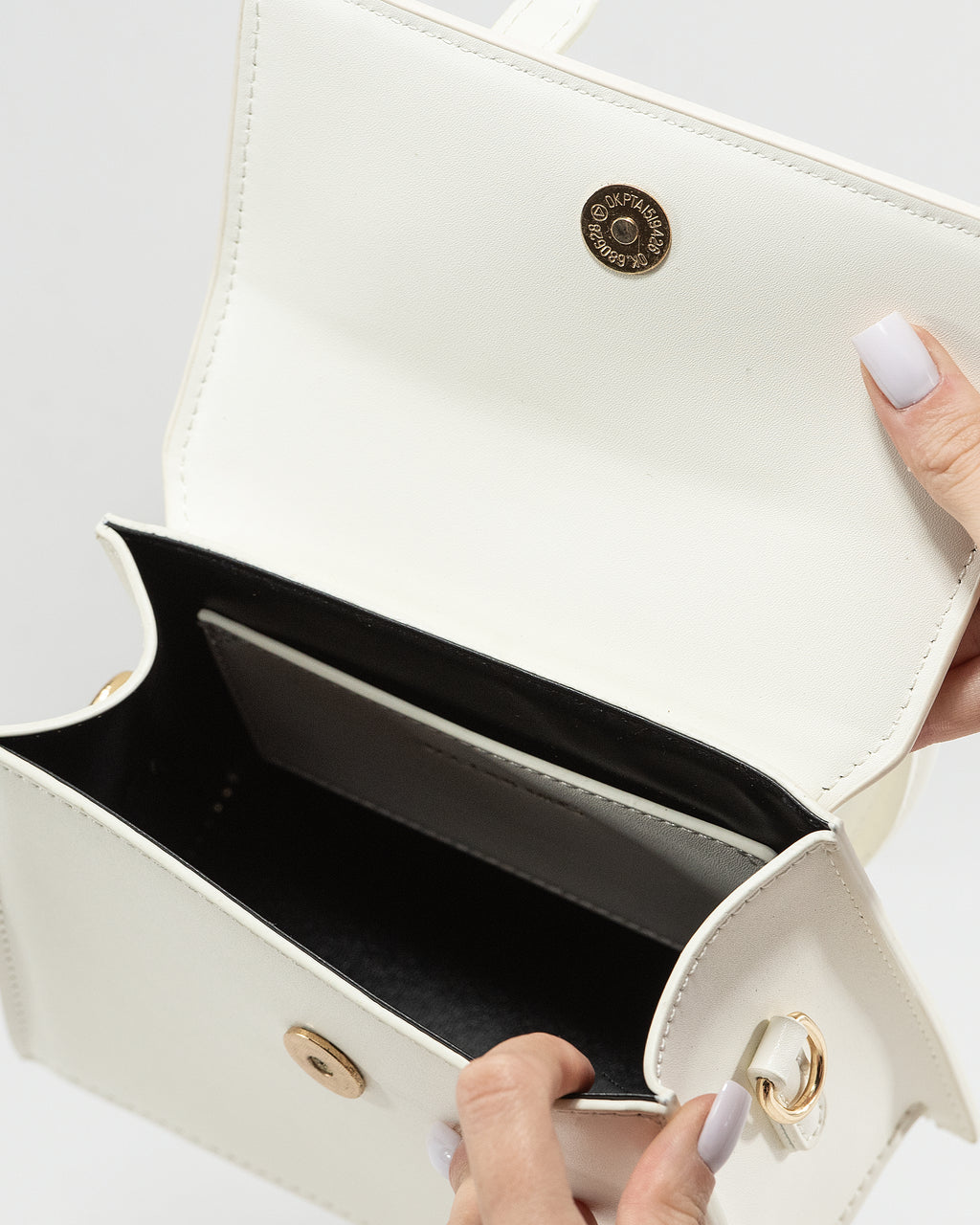 JACQUEMUS LE CHIQUITO MOYEN BAG