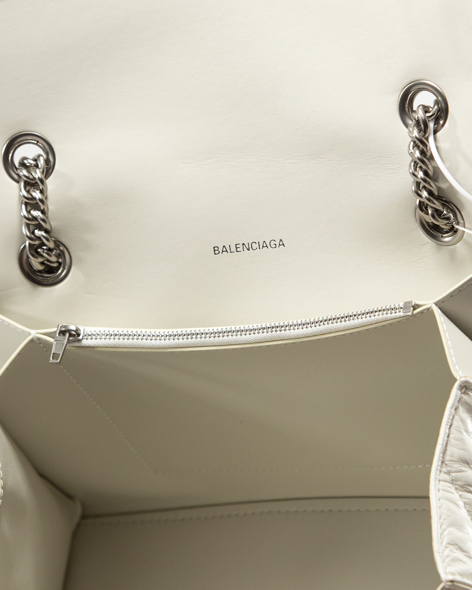 BALENCIAGA SHOULDER BAG IN WHITE