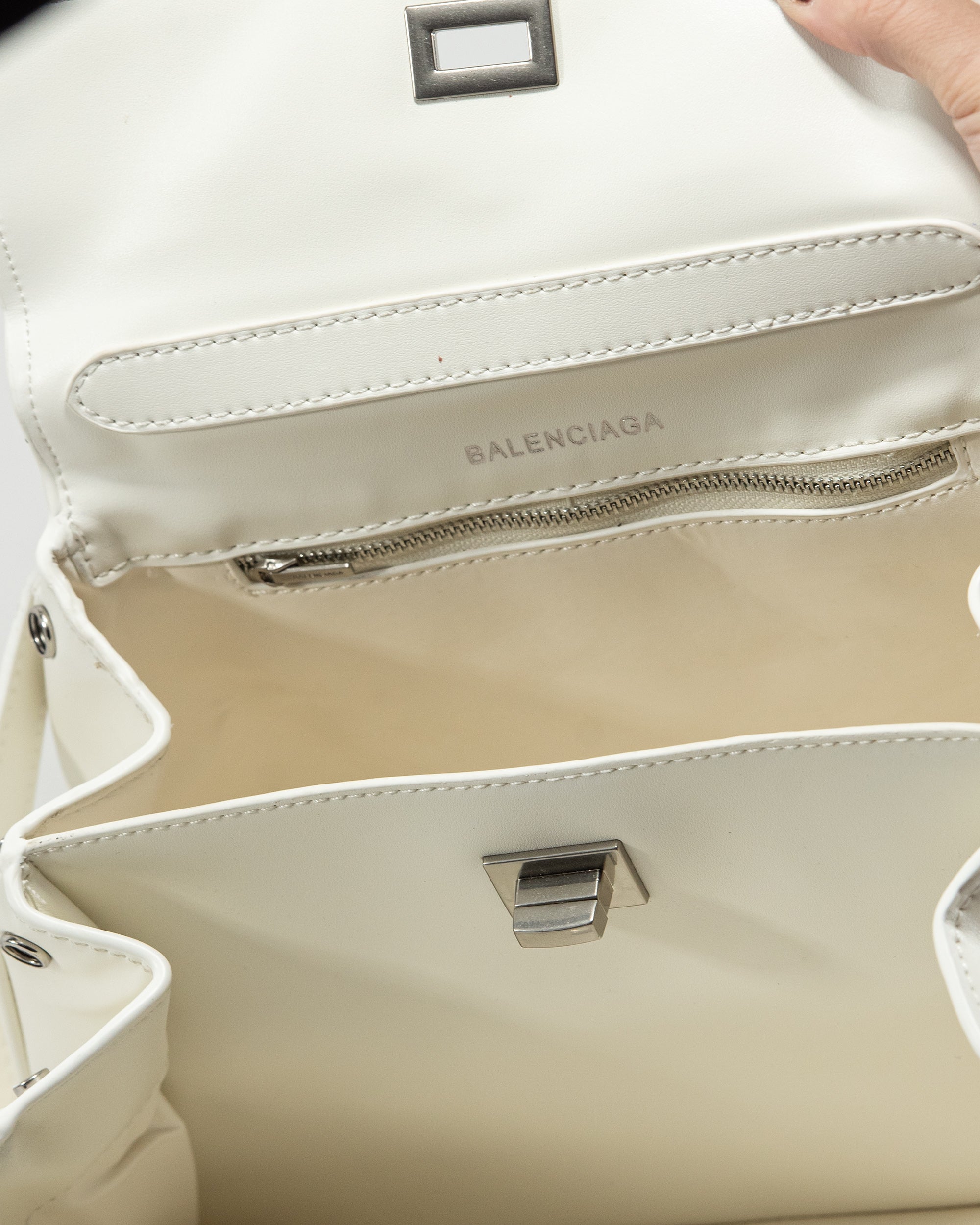 BALENCIAGA HOURGLASS TOP HANDLE BAG IN WHITE