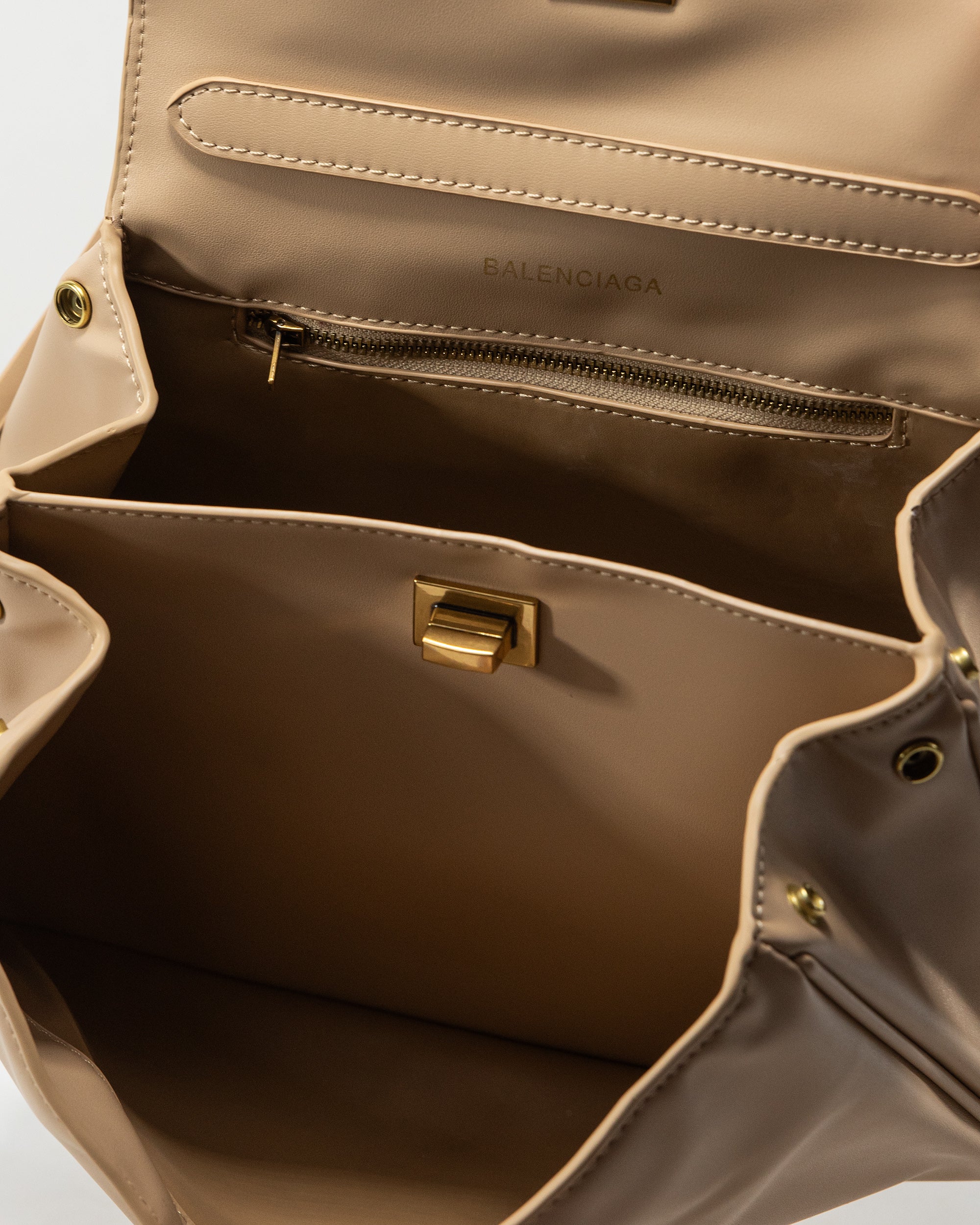 BALENCIAGA HOURGLASS TOP HANDLE BAG IN BEIGE