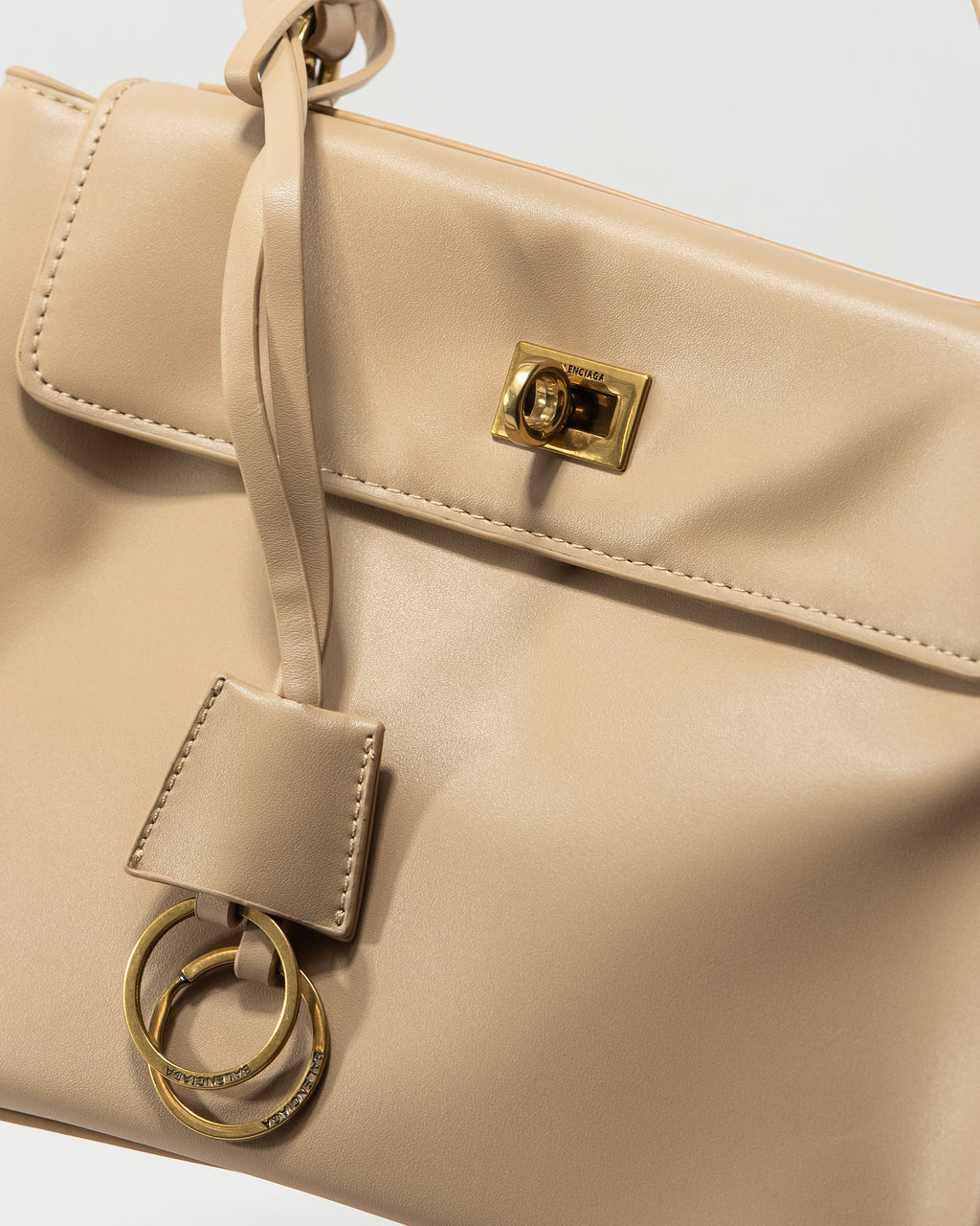 BALENCIAGA HOURGLASS TOP HANDLE BAG IN BEIGE