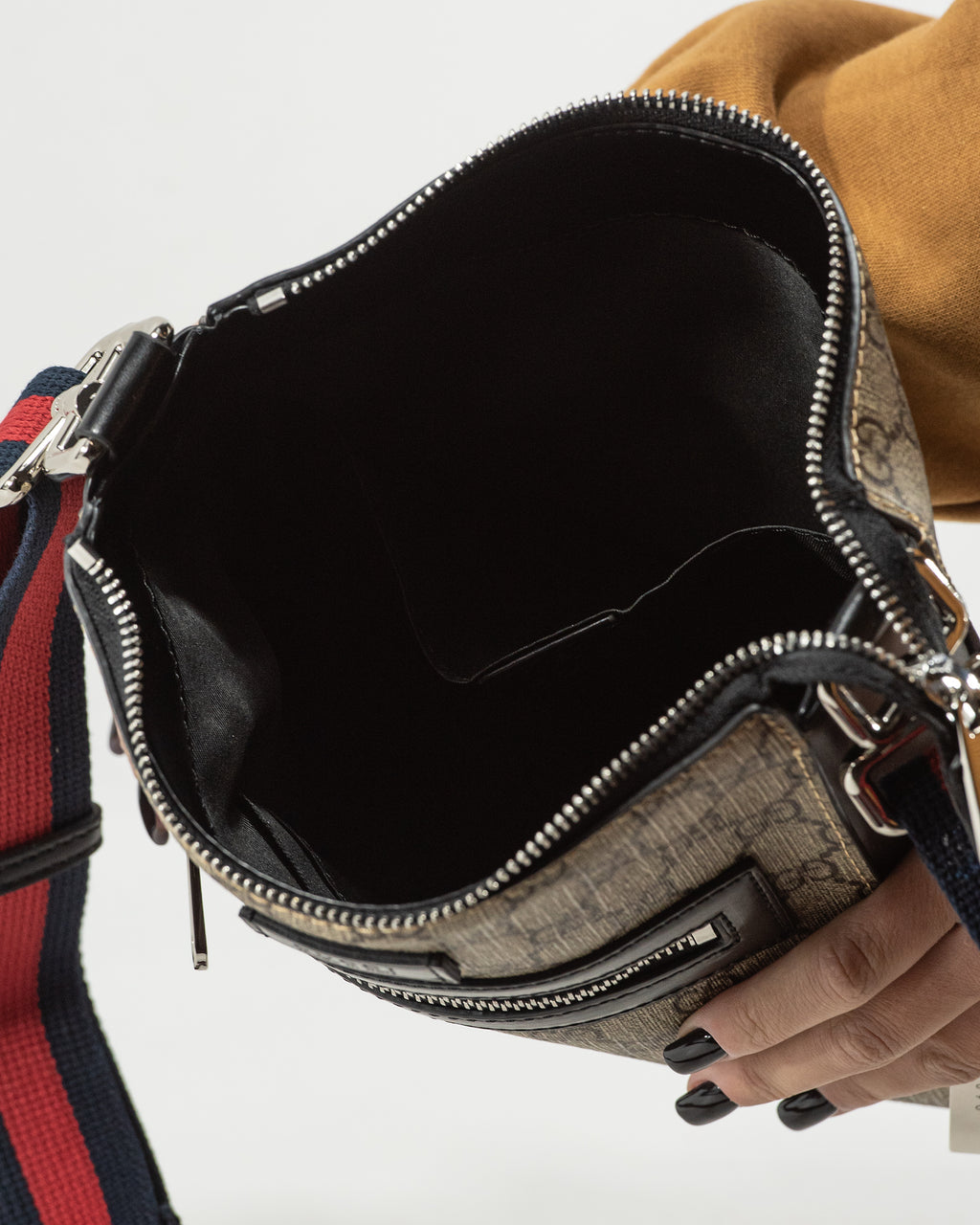 GUCCI X SUPREME MESSENGER OPHIDIA SHOULDER BAG
