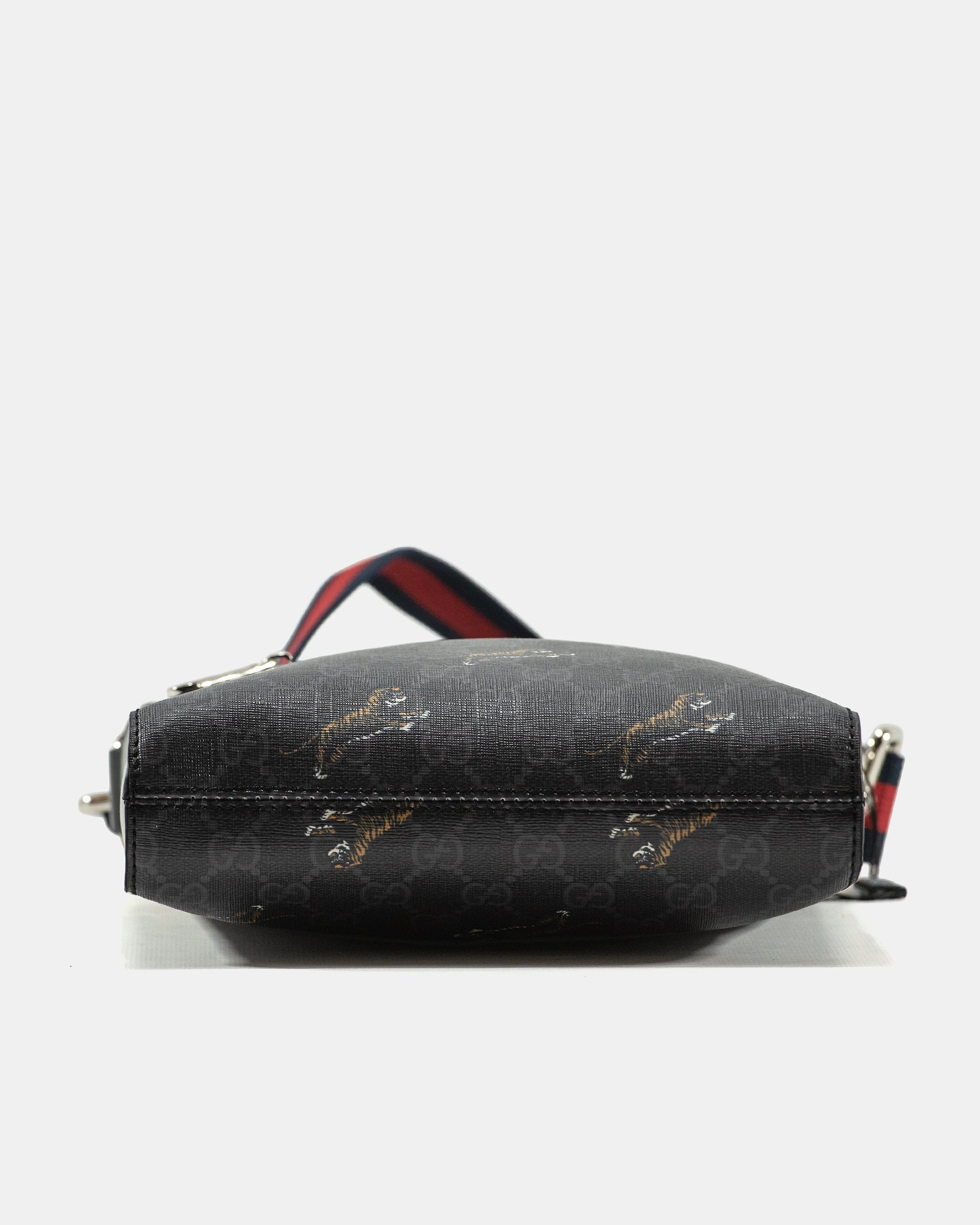 GUCCI SUPREME TIGER MESSENGER BAG