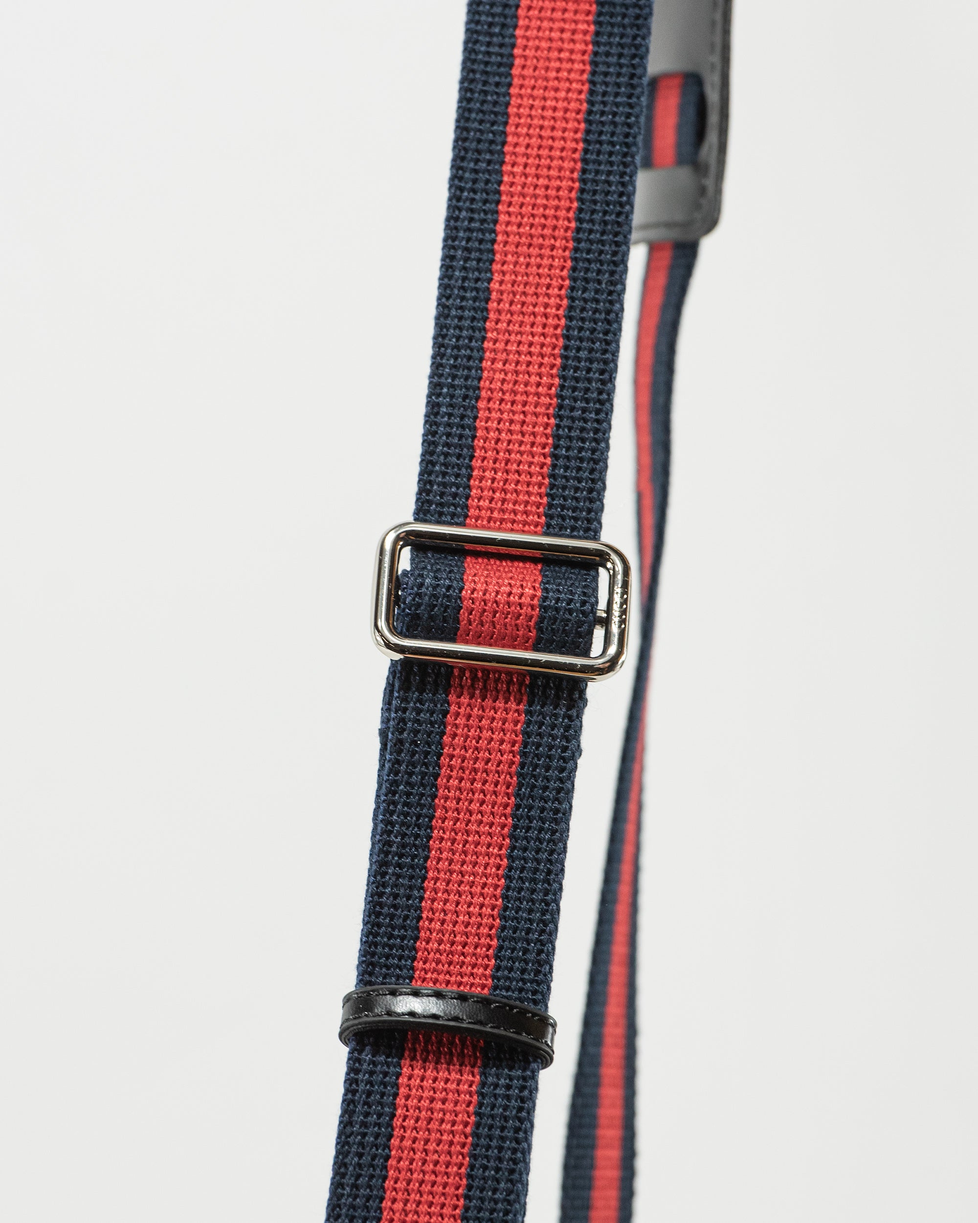 GUCCI SUPREME TIGER MESSENGER BAG
