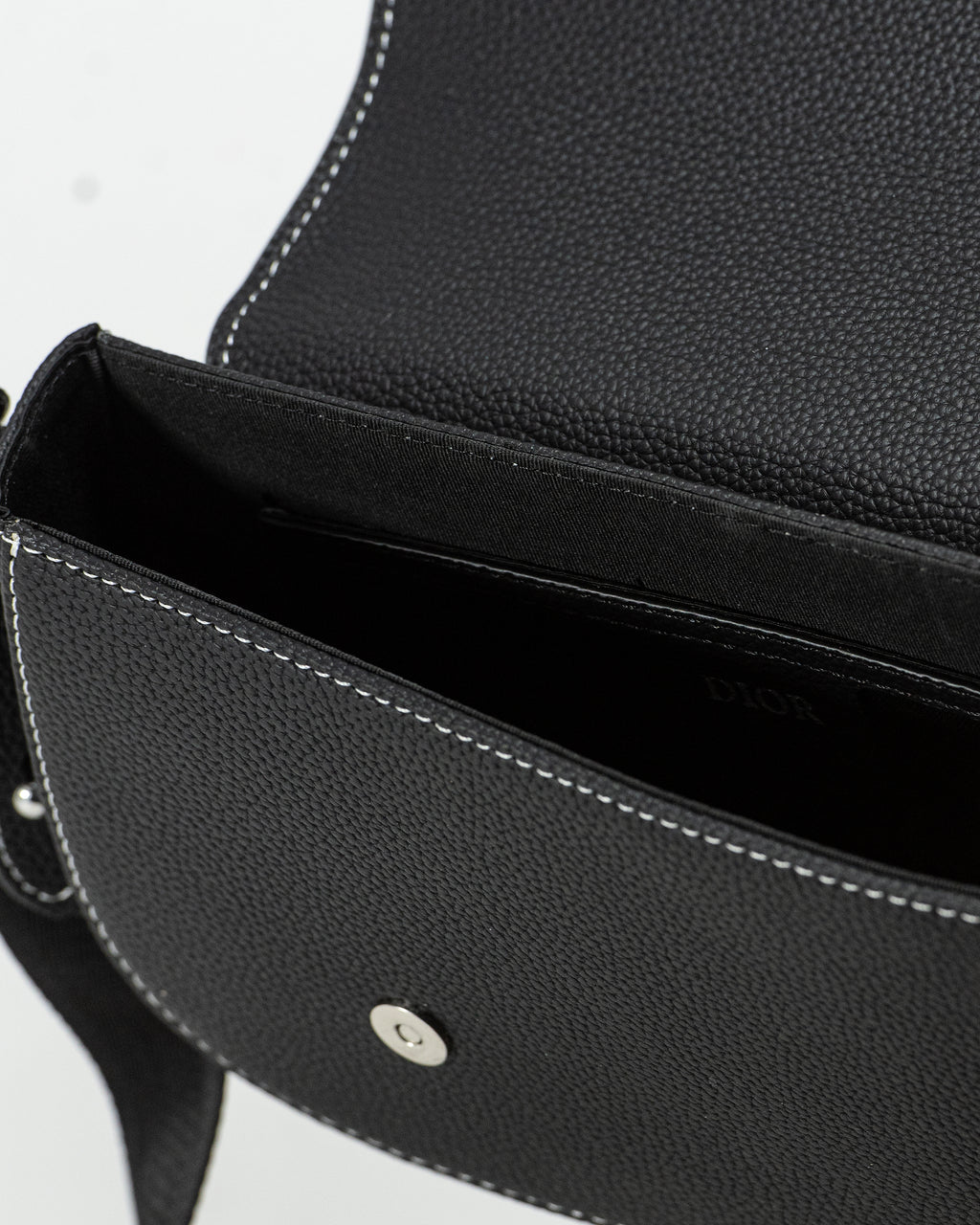 DIOR SADDLE MESSENGER BAG IN BLACK