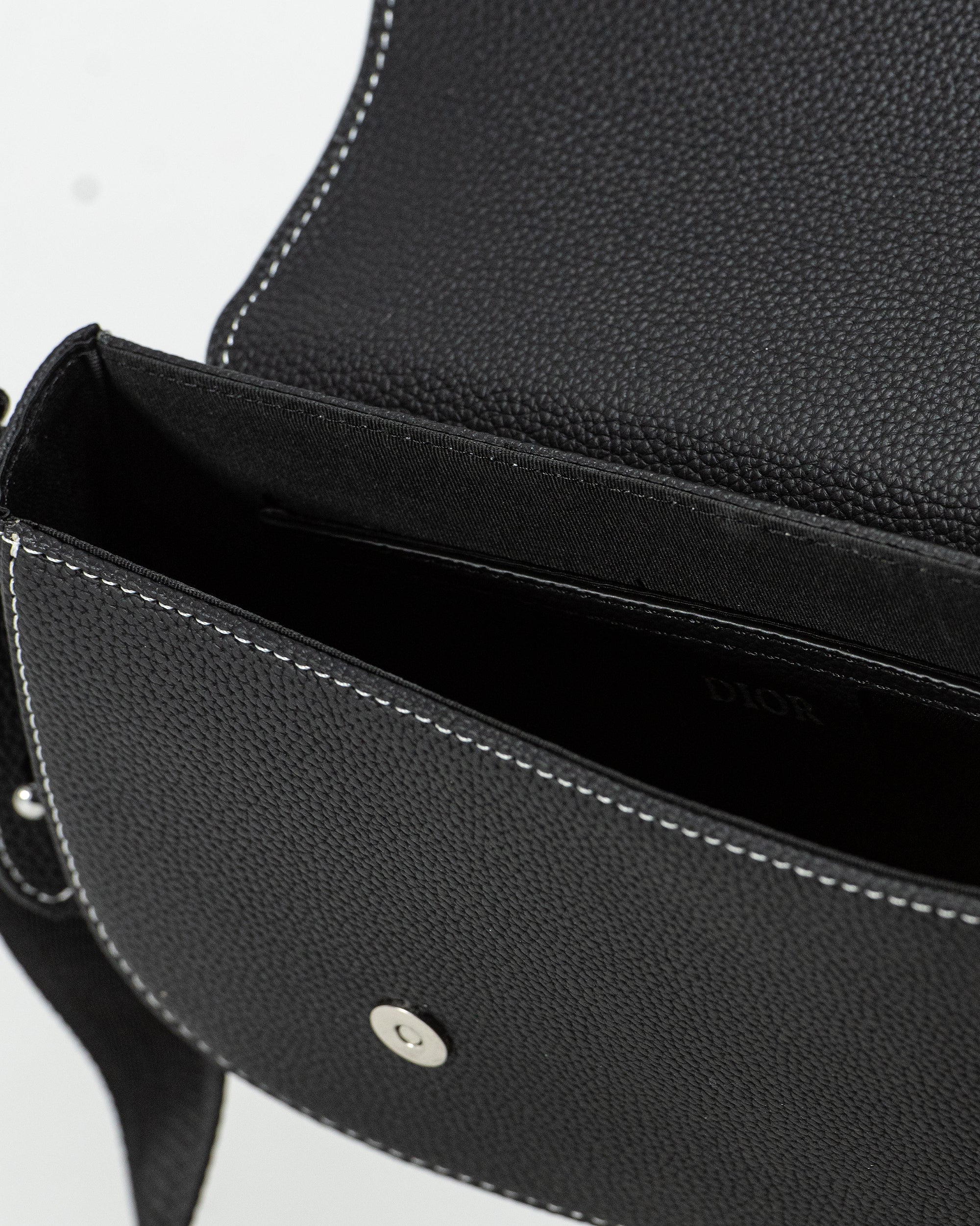 DIOR SADDLE MESSENGER BAG IN BLACK