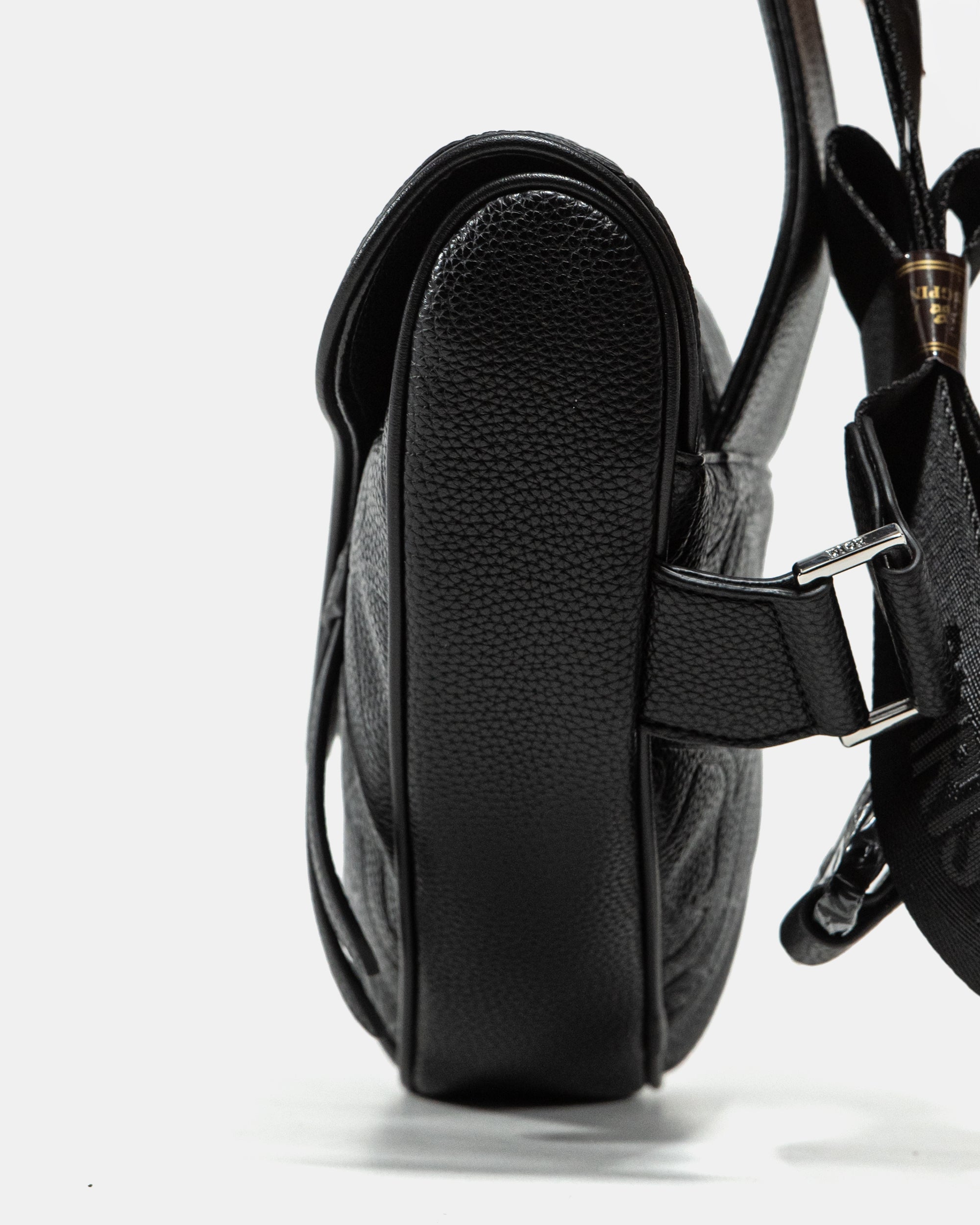 DIOR SADDLE BAG IN BLACK