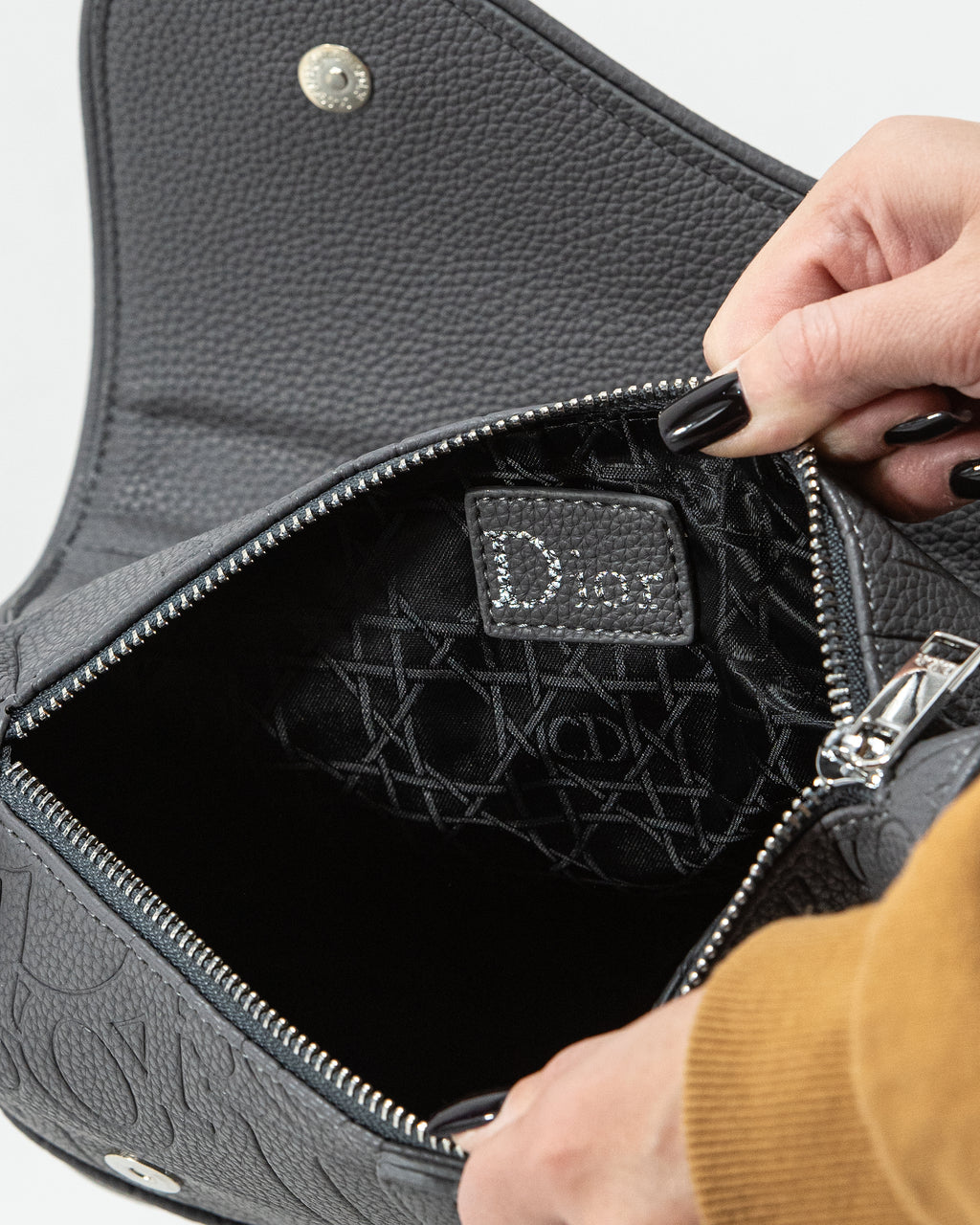 DIOR SADDLE BAG IN GREY