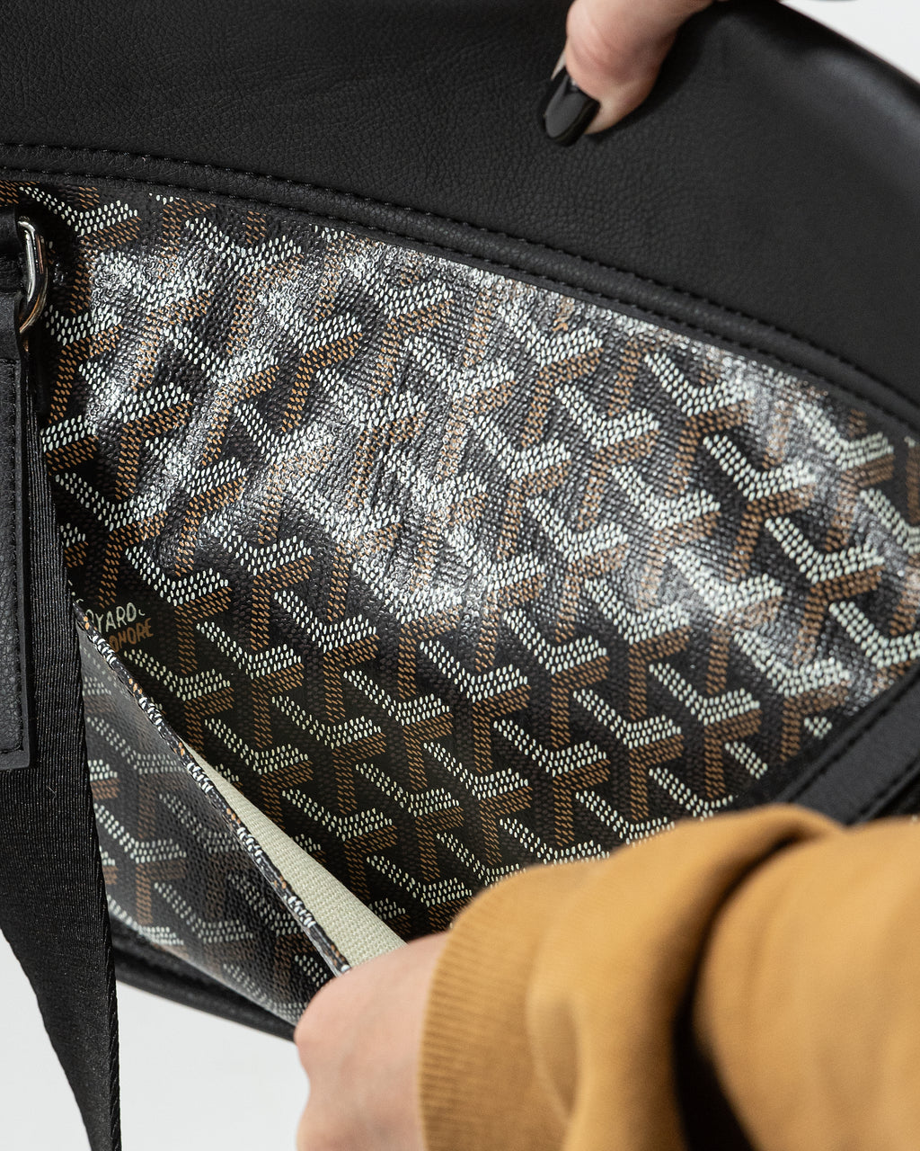 GOYARD COURSIER MESSENGER BAG