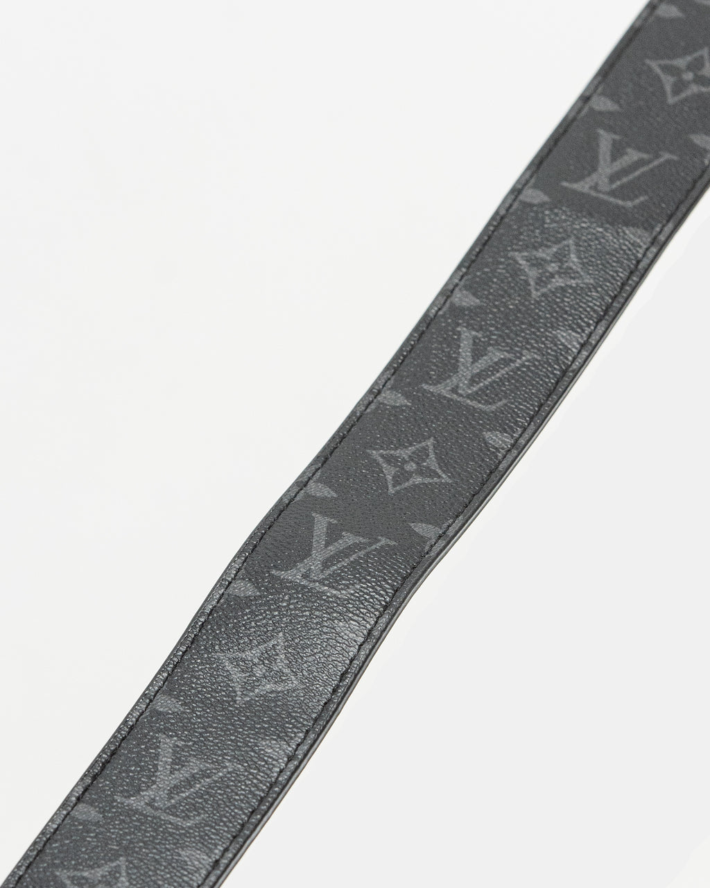 LOUIS VUITTON OUTDOOR TAIGARAMA MONOGRAM ECLIPSE TAIGA BAG
