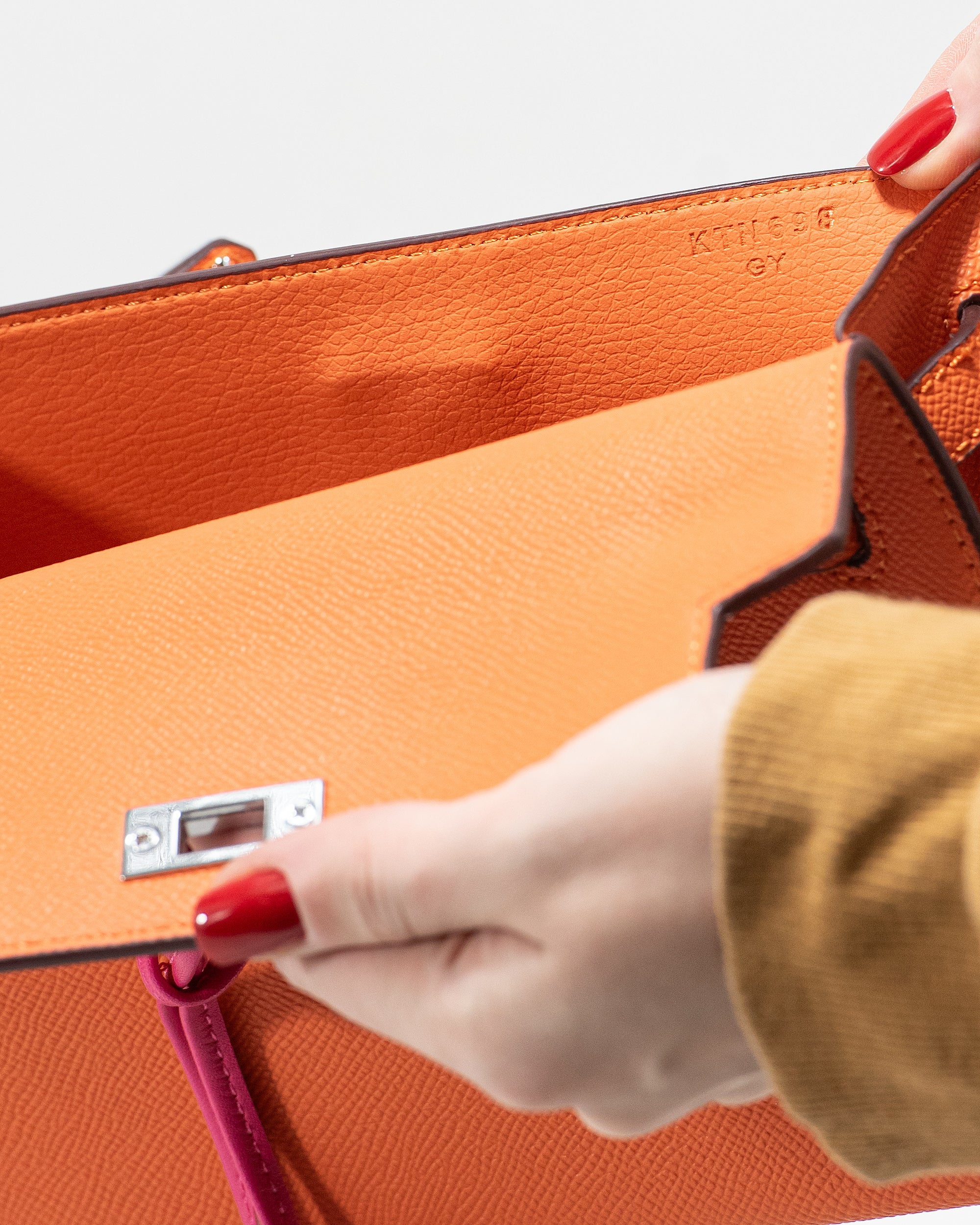HERMÈS KELLY BAG