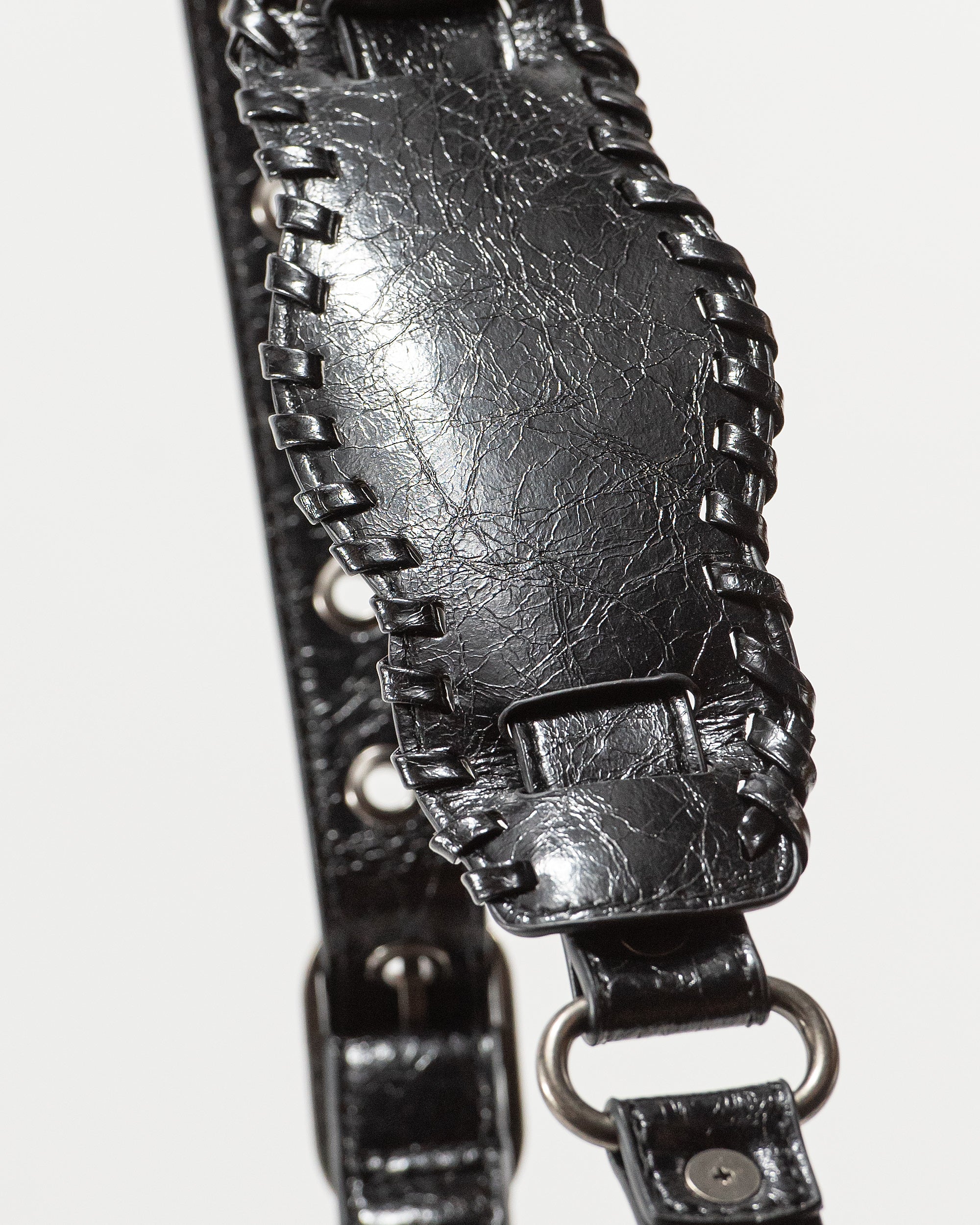 BALENCIAGA LE CAGOLE / SHOULDER BAG IN BLACK